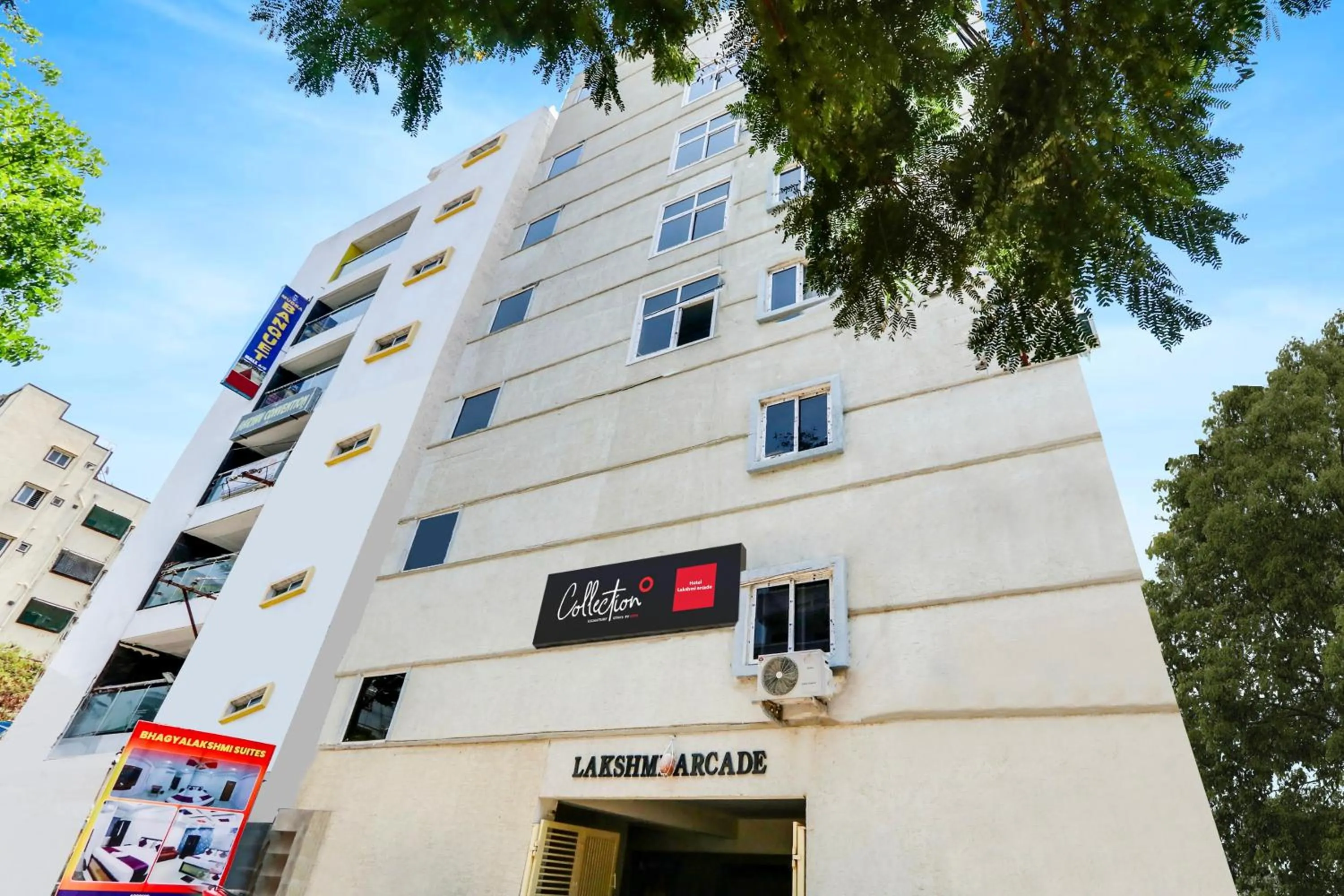 Facade/entrance in Super Collection O Bhagyalakshmi Suites