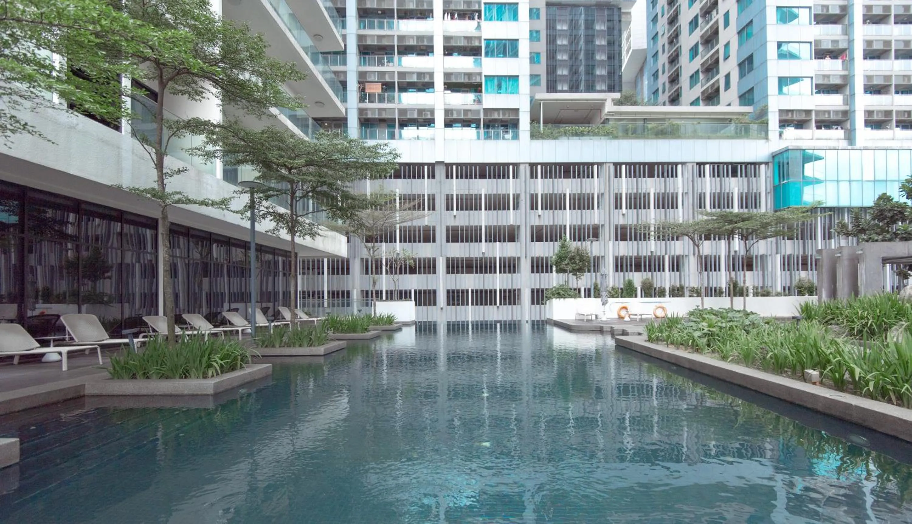 Swimming pool in Sfera Residence Kuala Lumpur City Centre