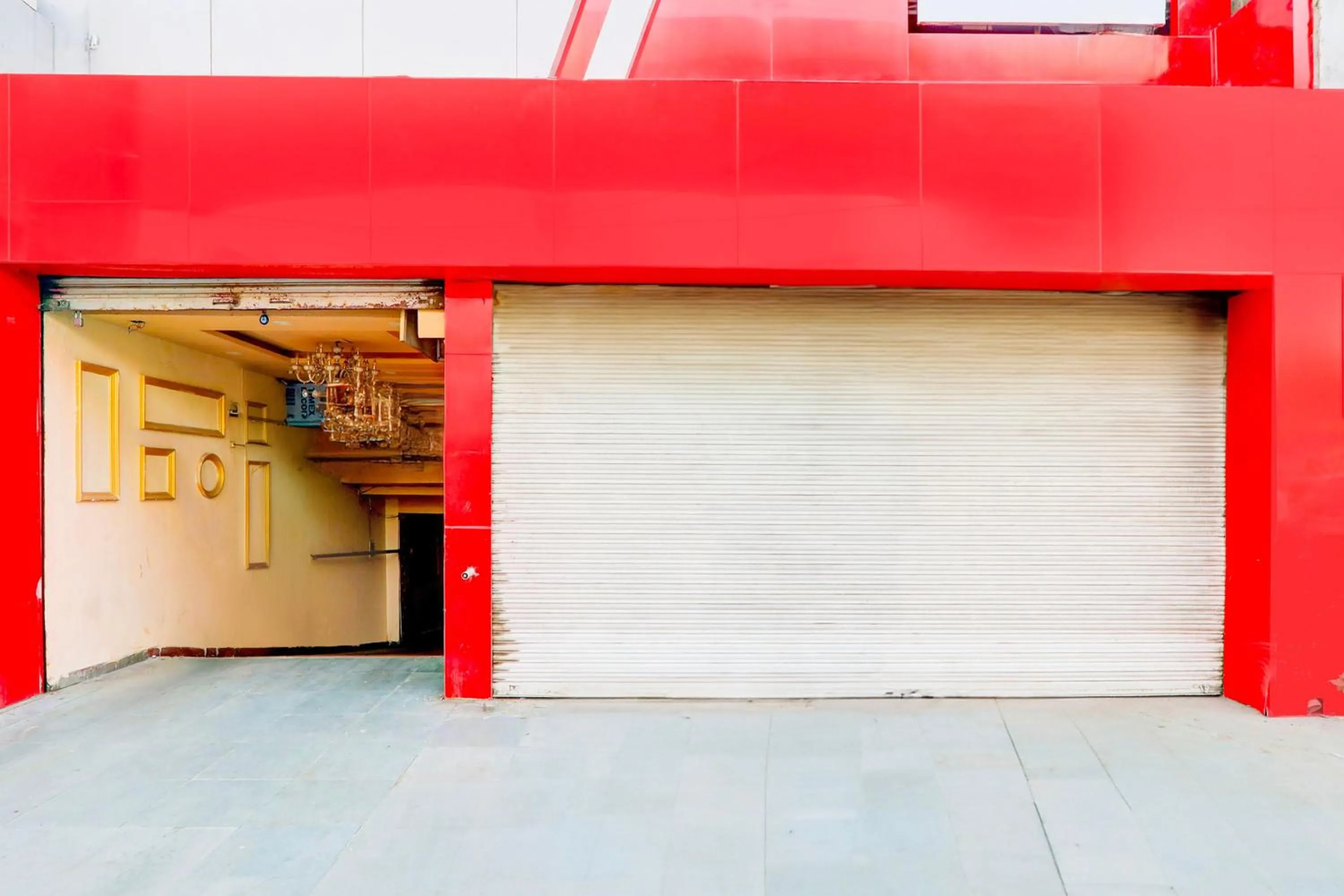 Facade/entrance in Super Collection O Alambagh Formerly BM Palace