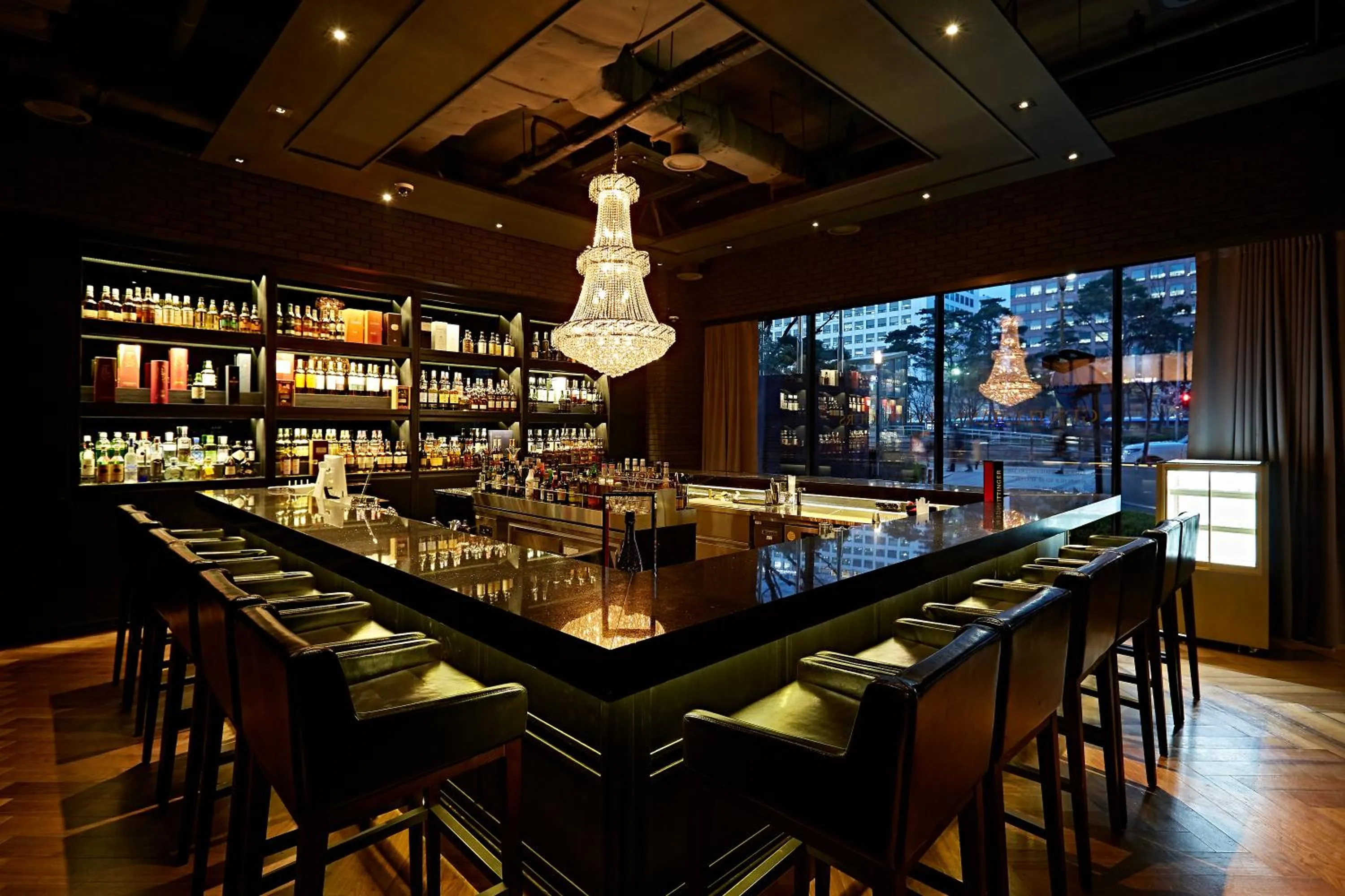 Lounge or bar in GLAD Yeouido