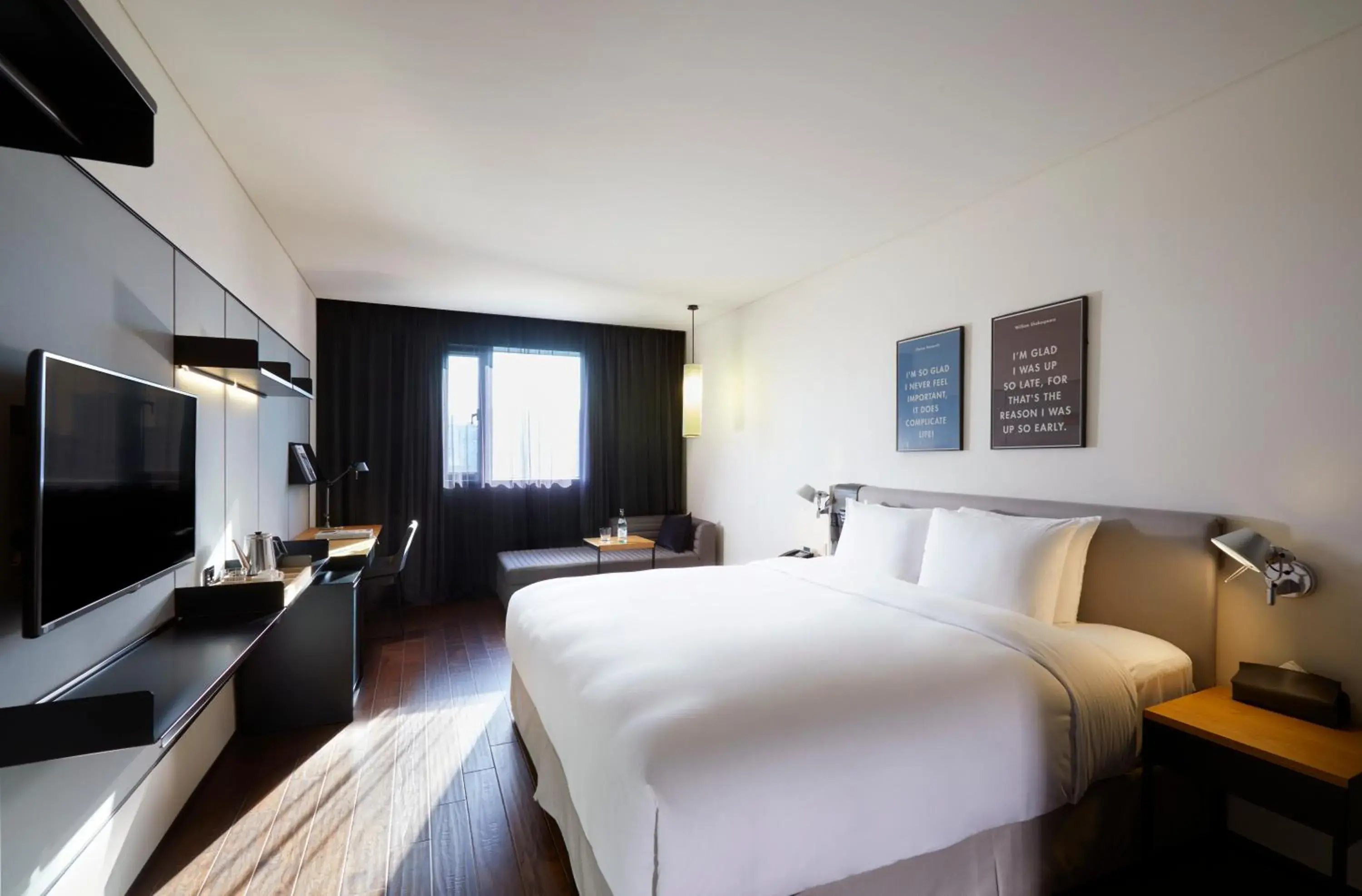 Deluxe Double Room in GLAD Yeouido Deluxe Double Room in GLAD Yeouido