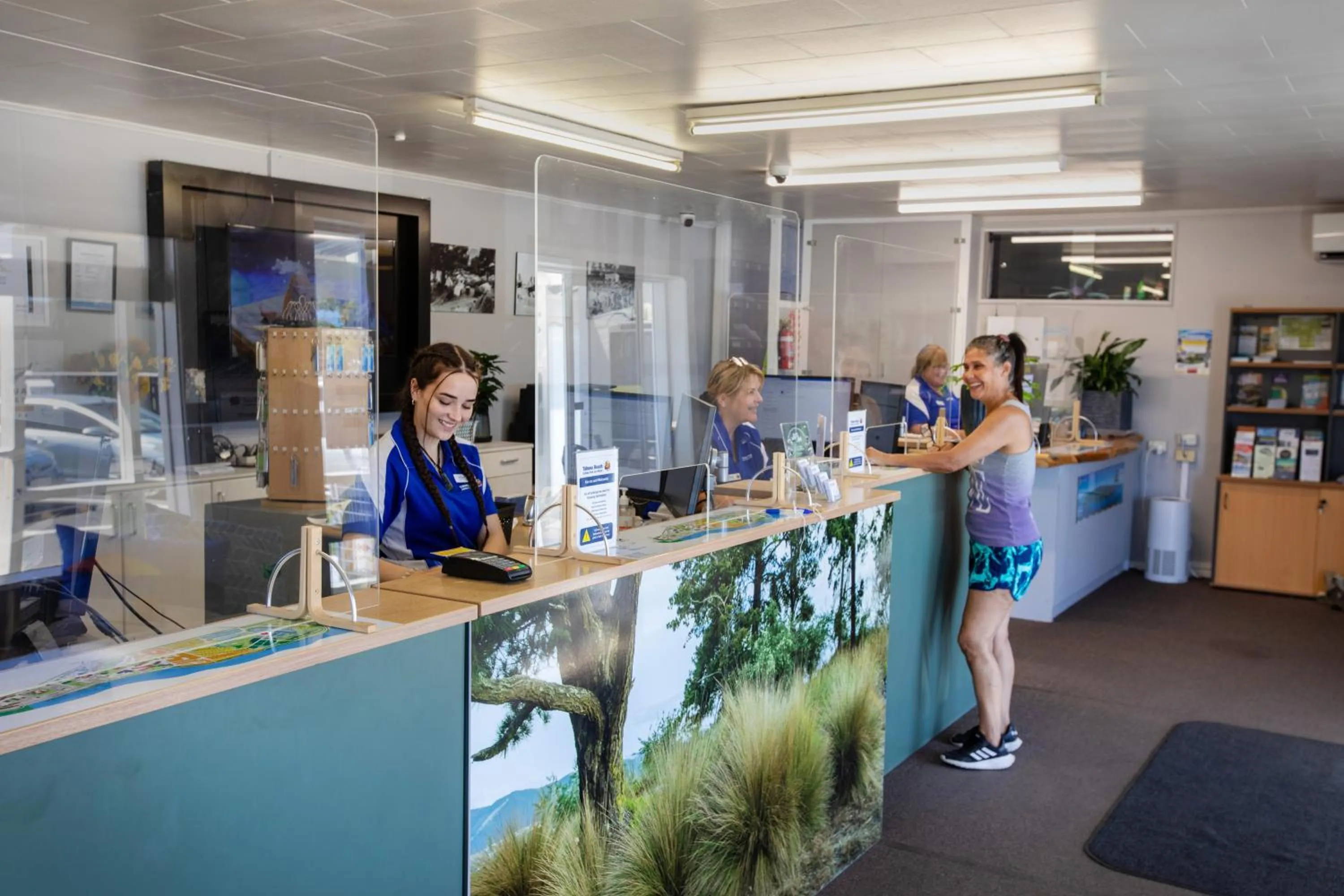 Lobby or reception in Tāhuna Beach Holiday Park