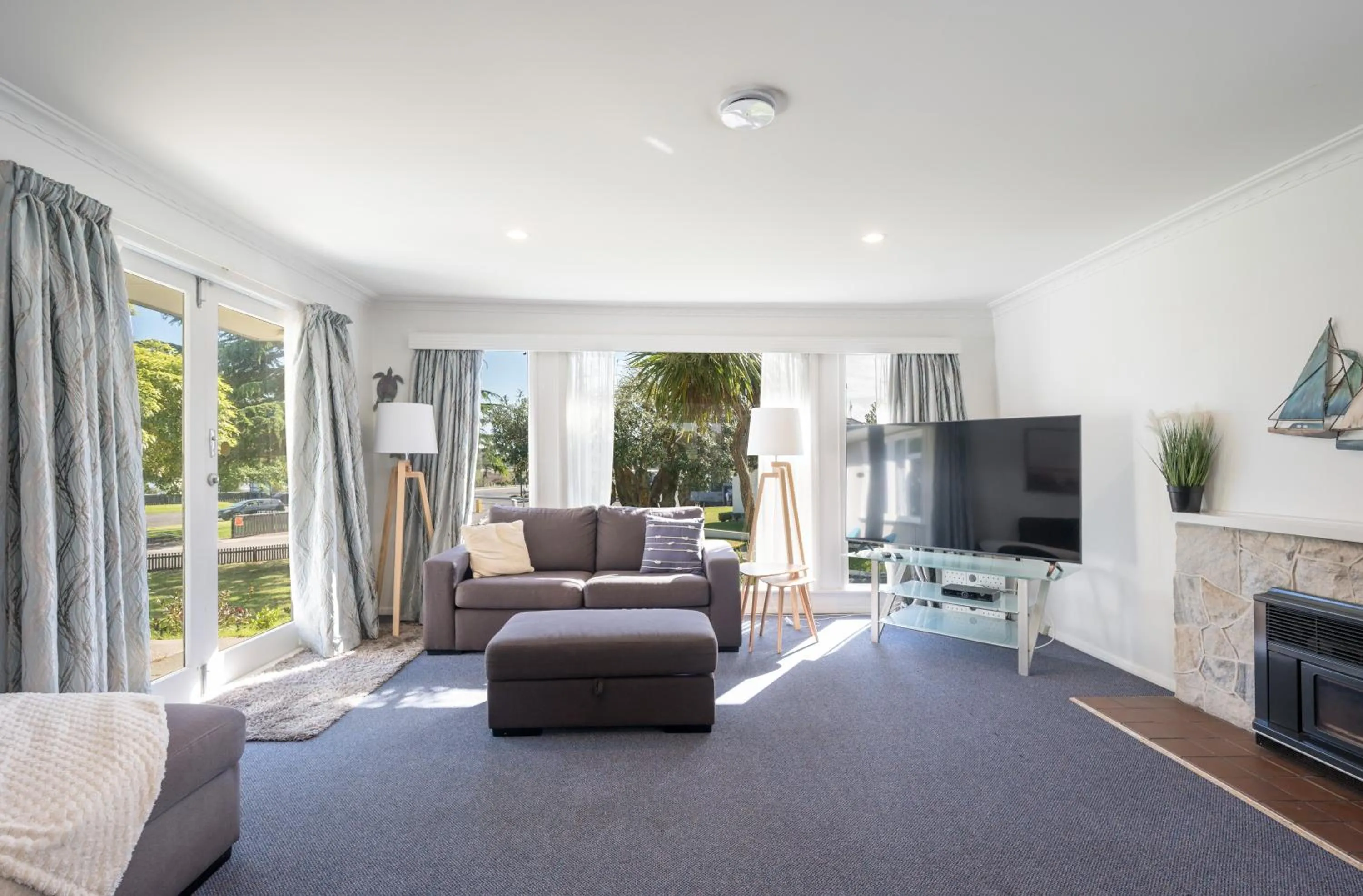 TV and multimedia in Tāhuna Beach Holiday Park