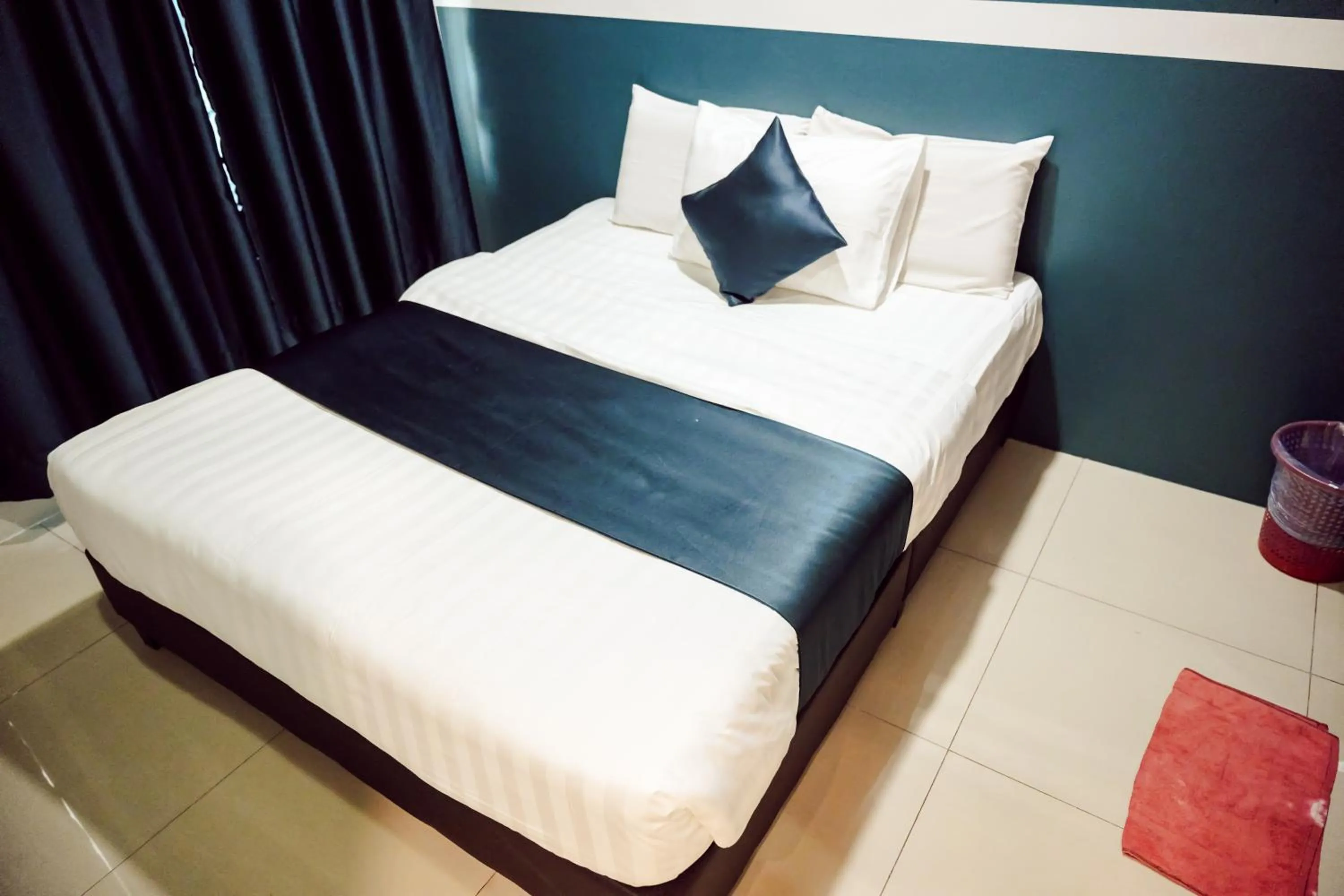 Bed in V Hotel Sri Gombak