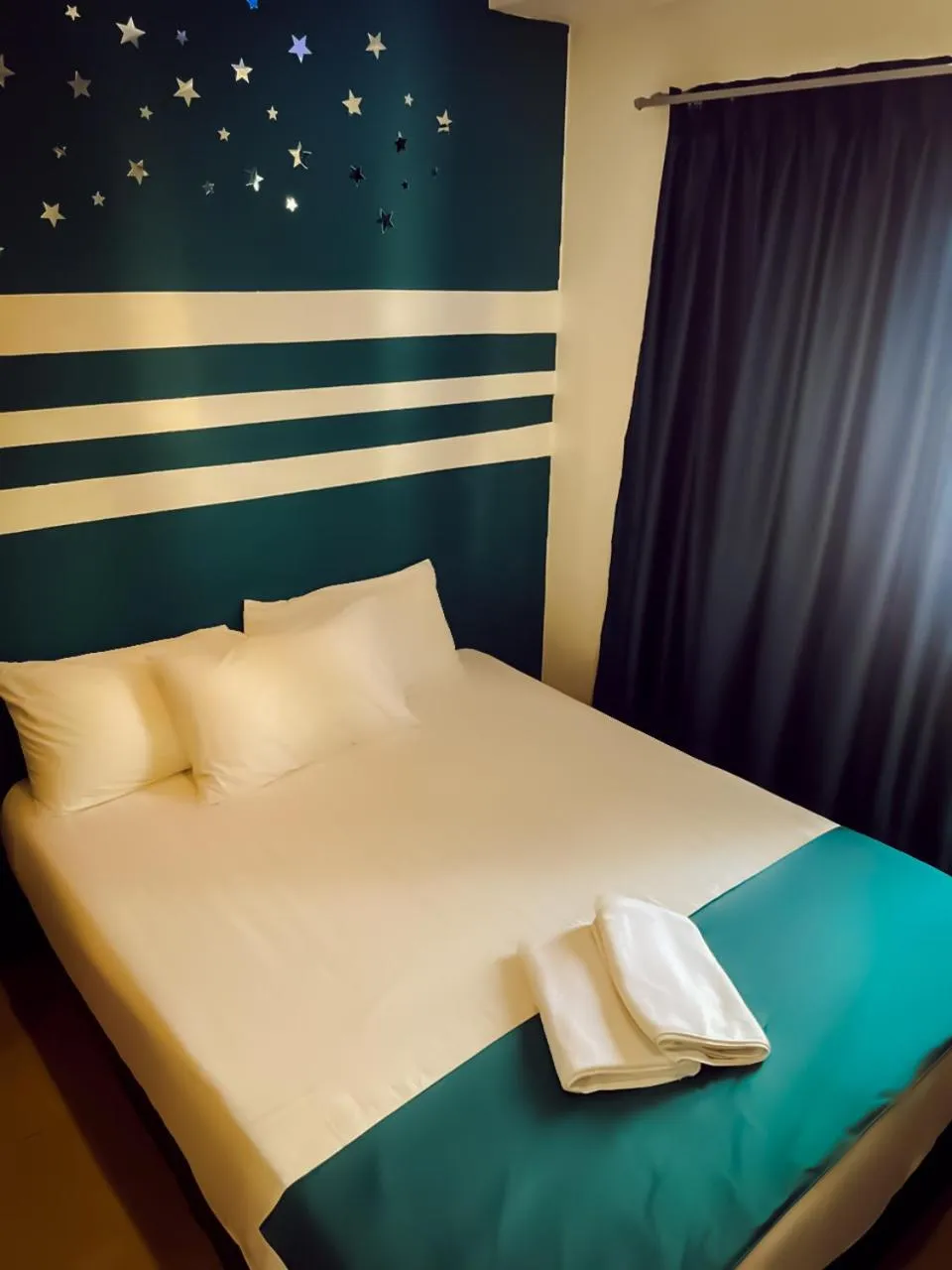 Bed in V Hotel Sri Gombak