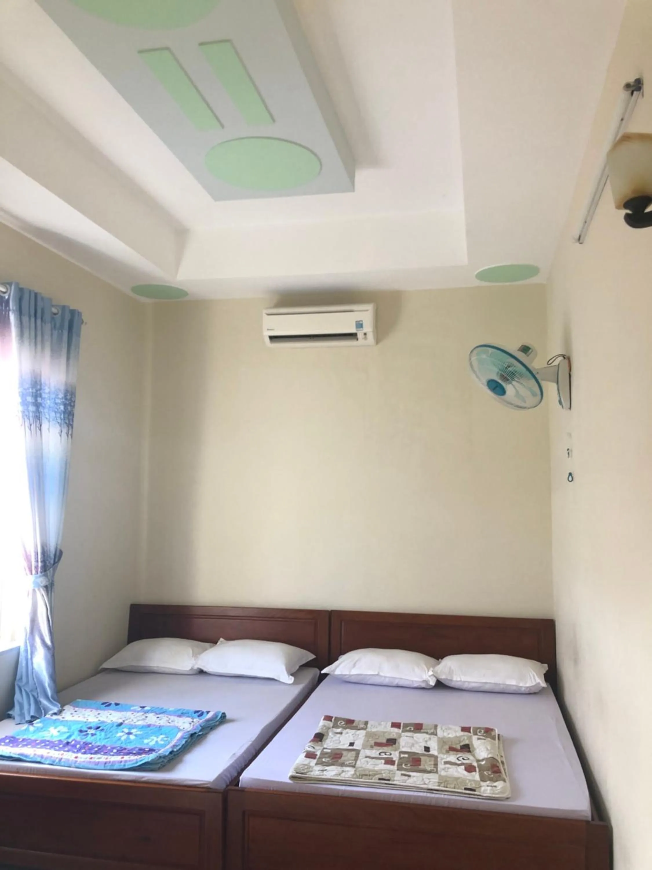 Bed in Quốc Ân Motel