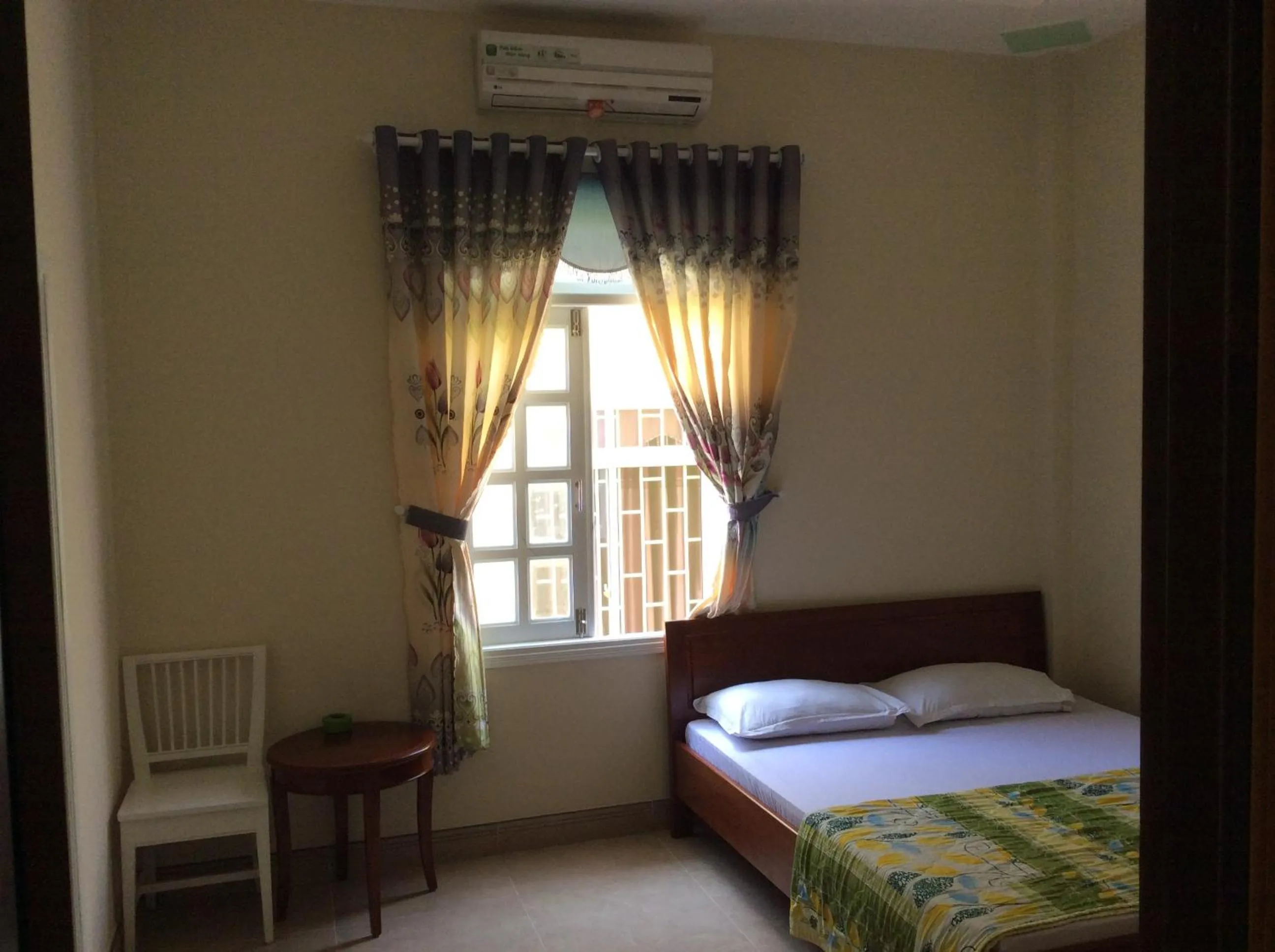 Photo of the whole room, Bed in Quốc Ân Motel