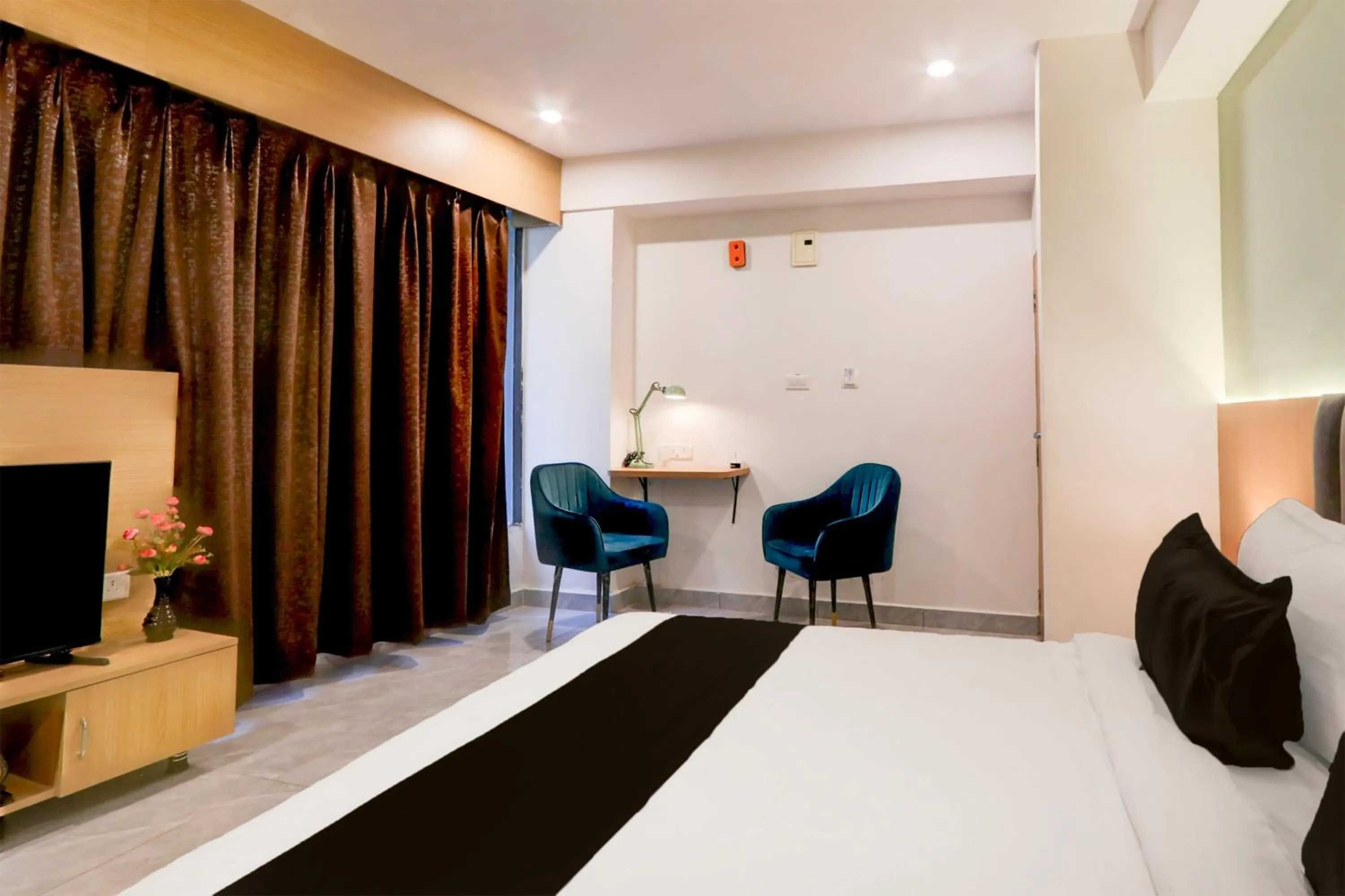 Bedroom in Super Townhouse Lotus Grand