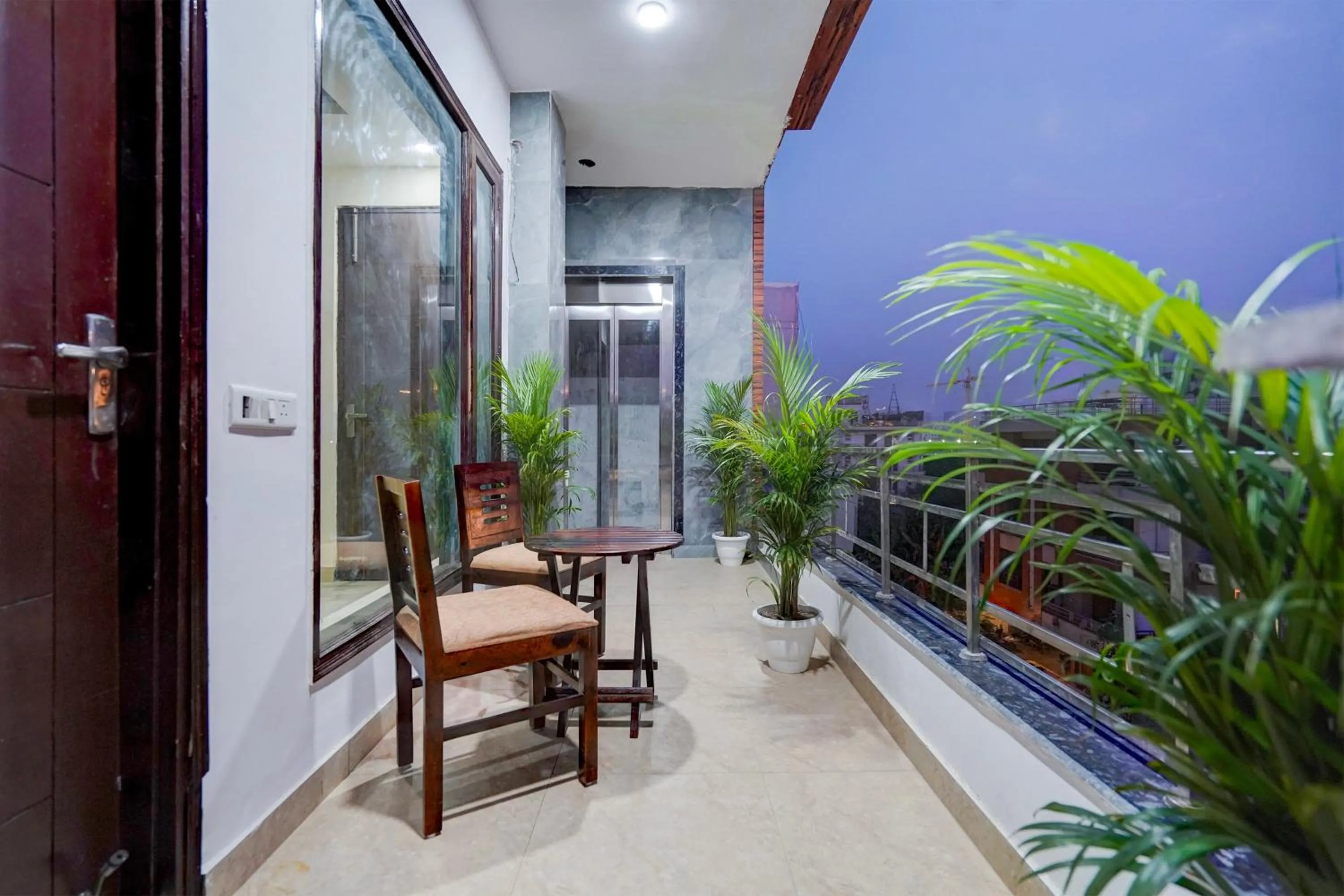 Lobby or reception in Townhouse Delight Inn