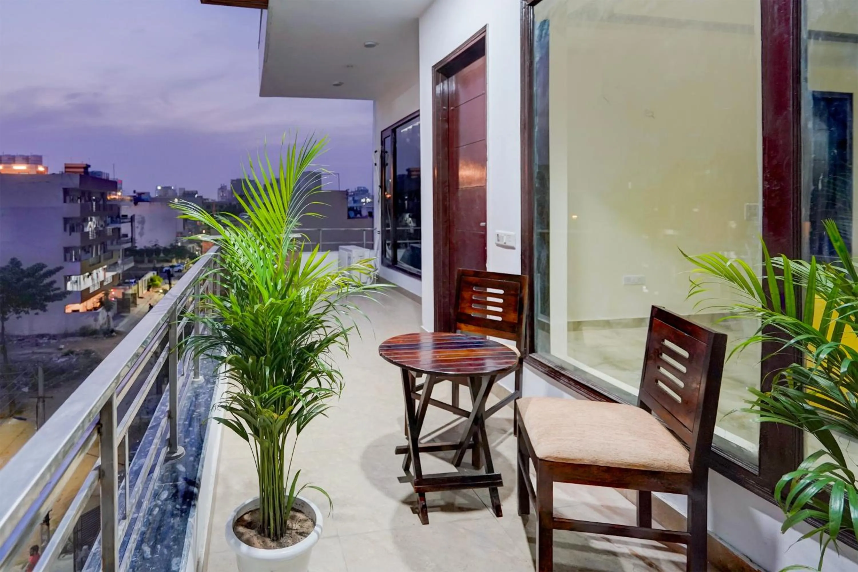 Lobby or reception in Townhouse Delight Inn