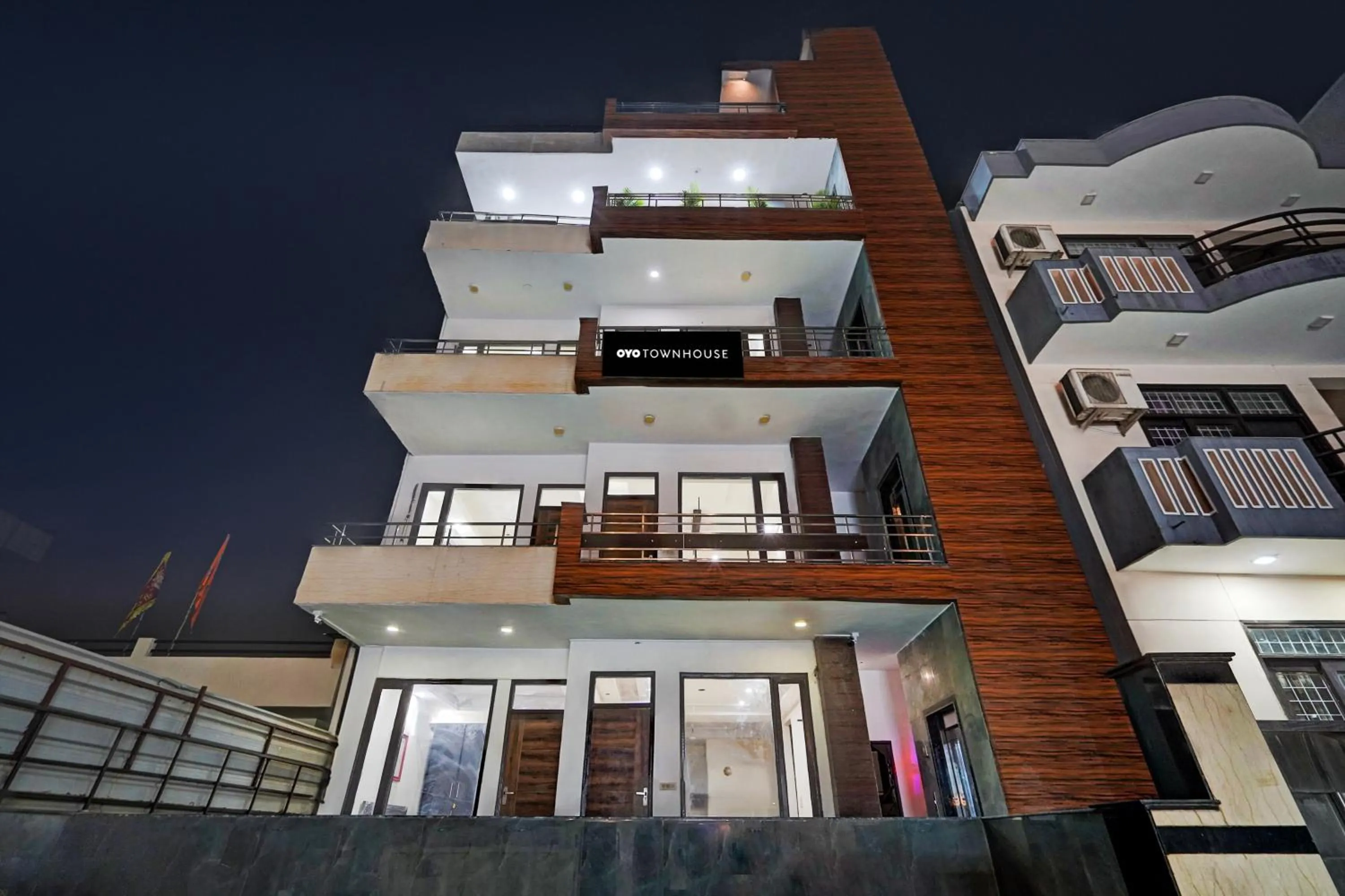 Facade/entrance in Townhouse Delight Inn