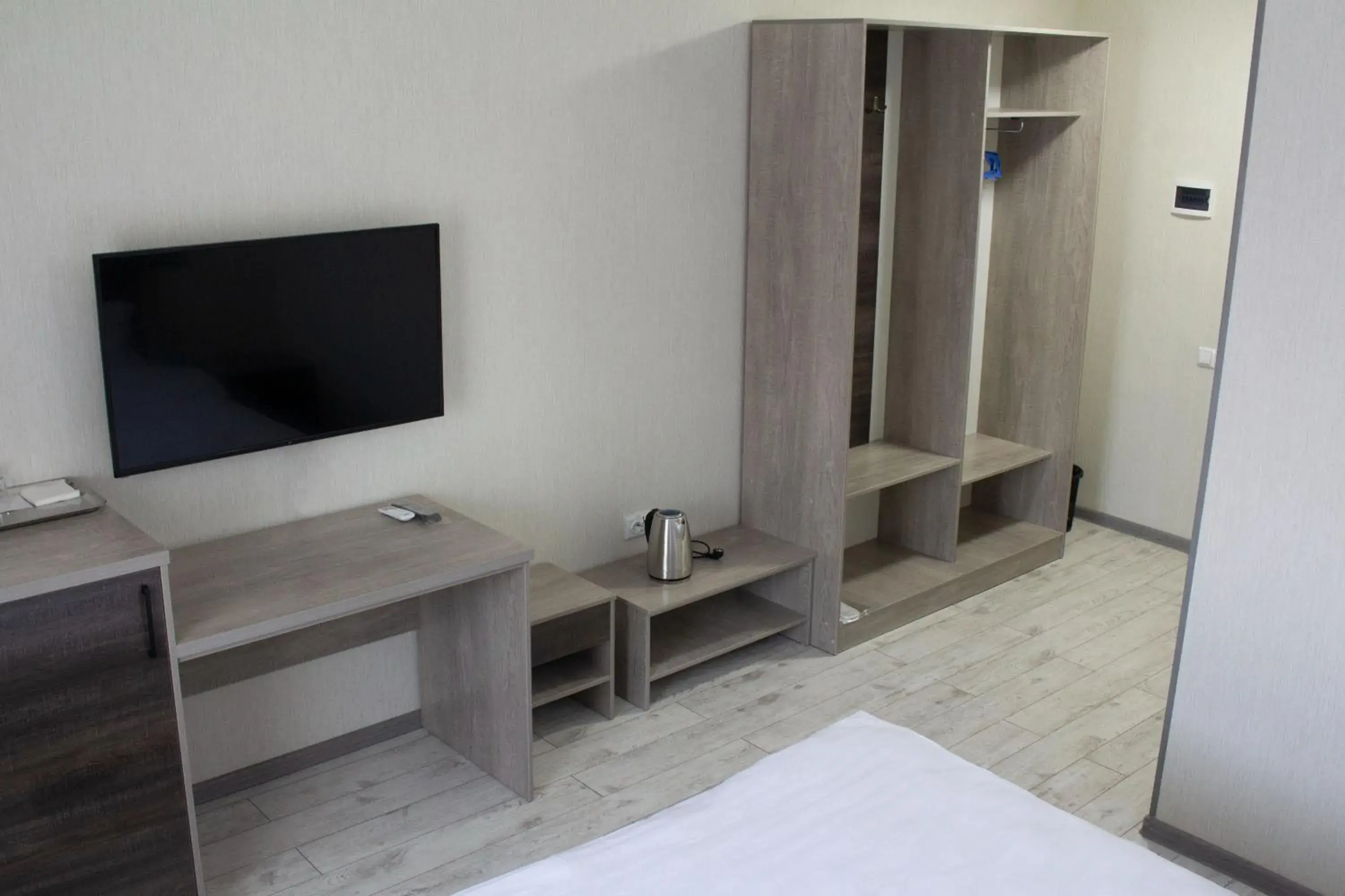 Standard Double Room - single occupancy in Artist Regency Hotel Standard Double Room - single occupancy in Artist Regency Hotel