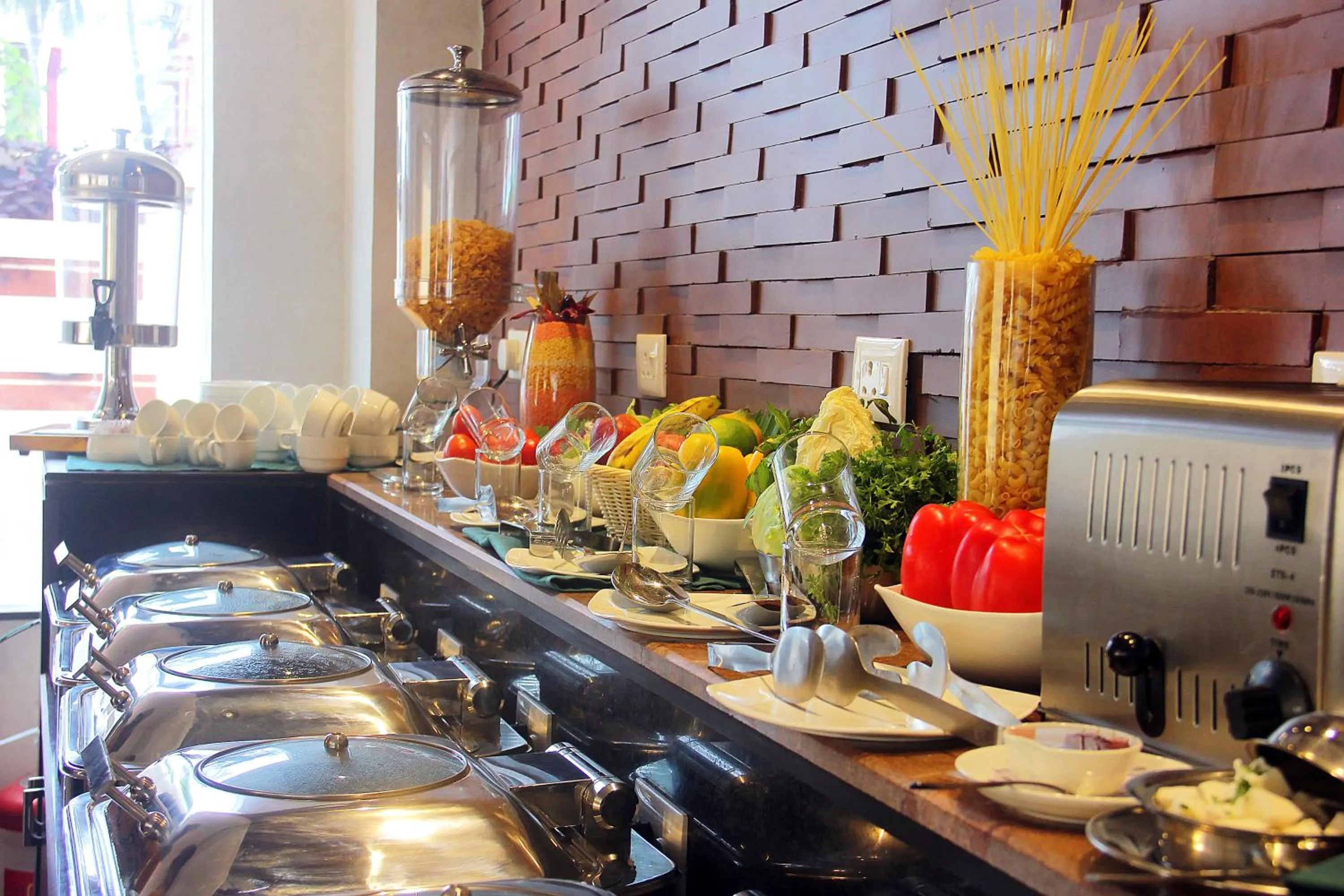 Restaurant/places to eat in Ethnotel, Kolkata Airport