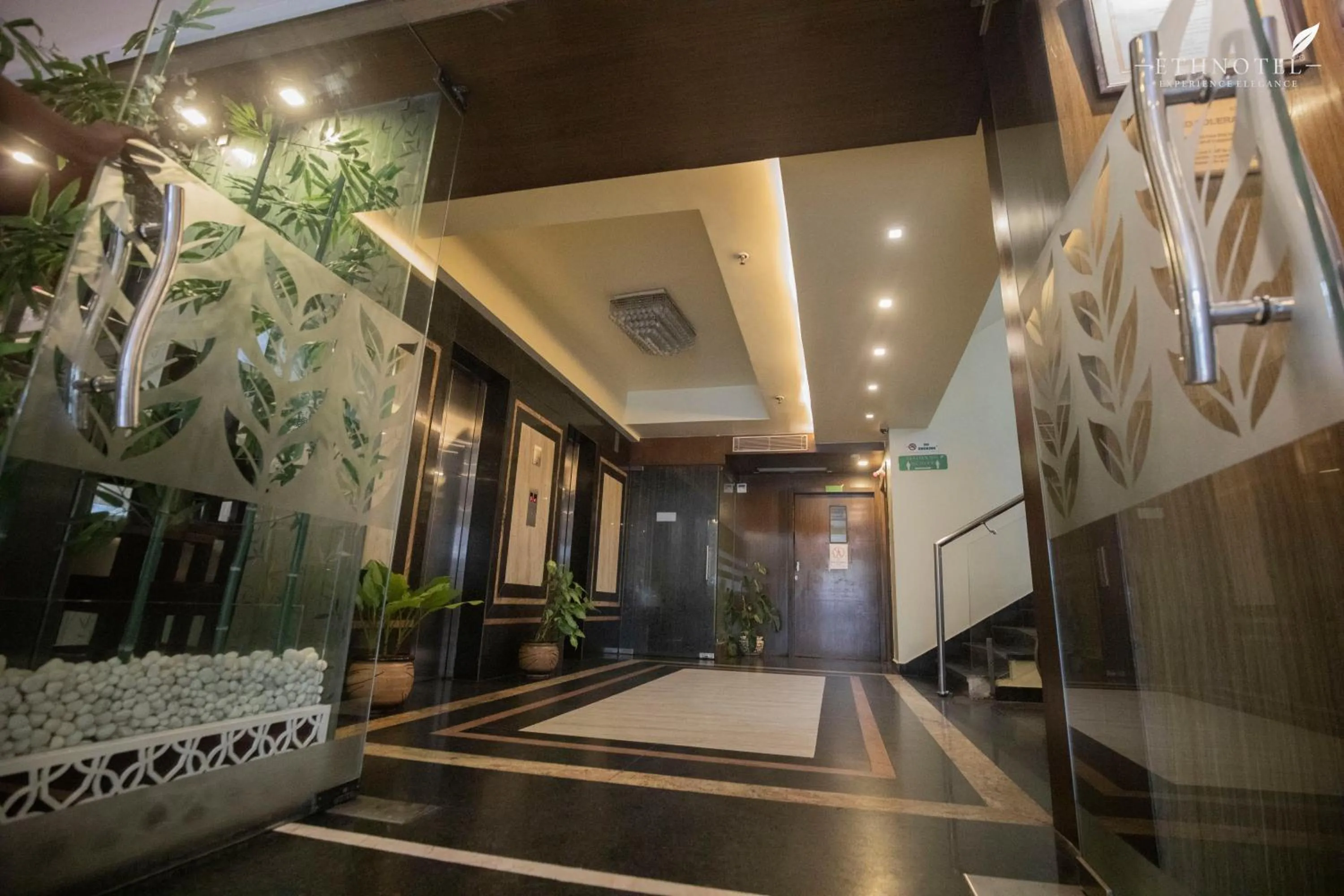 elevator in Ethnotel, Kolkata Airport