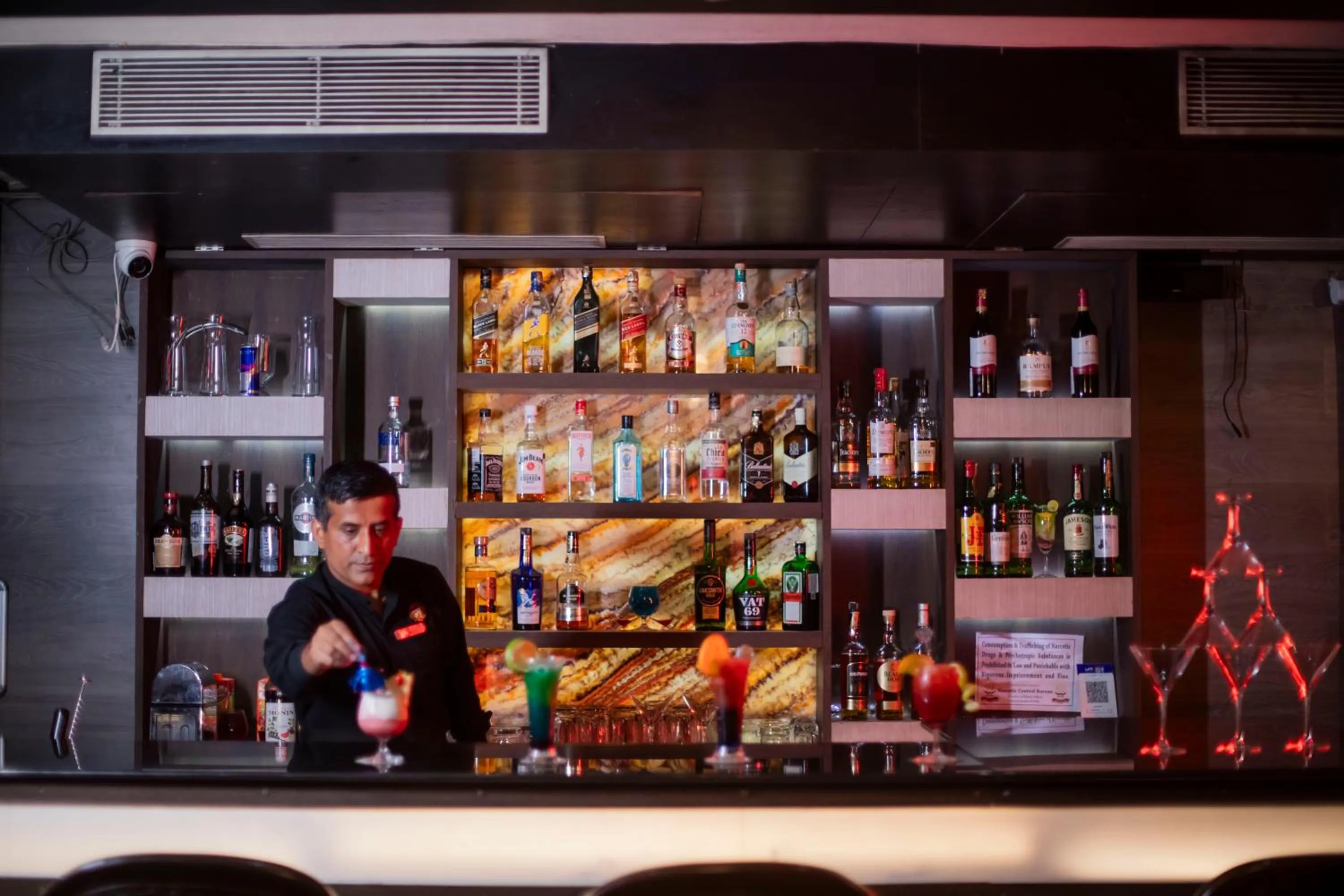 Lounge or bar in Ethnotel, Kolkata Airport