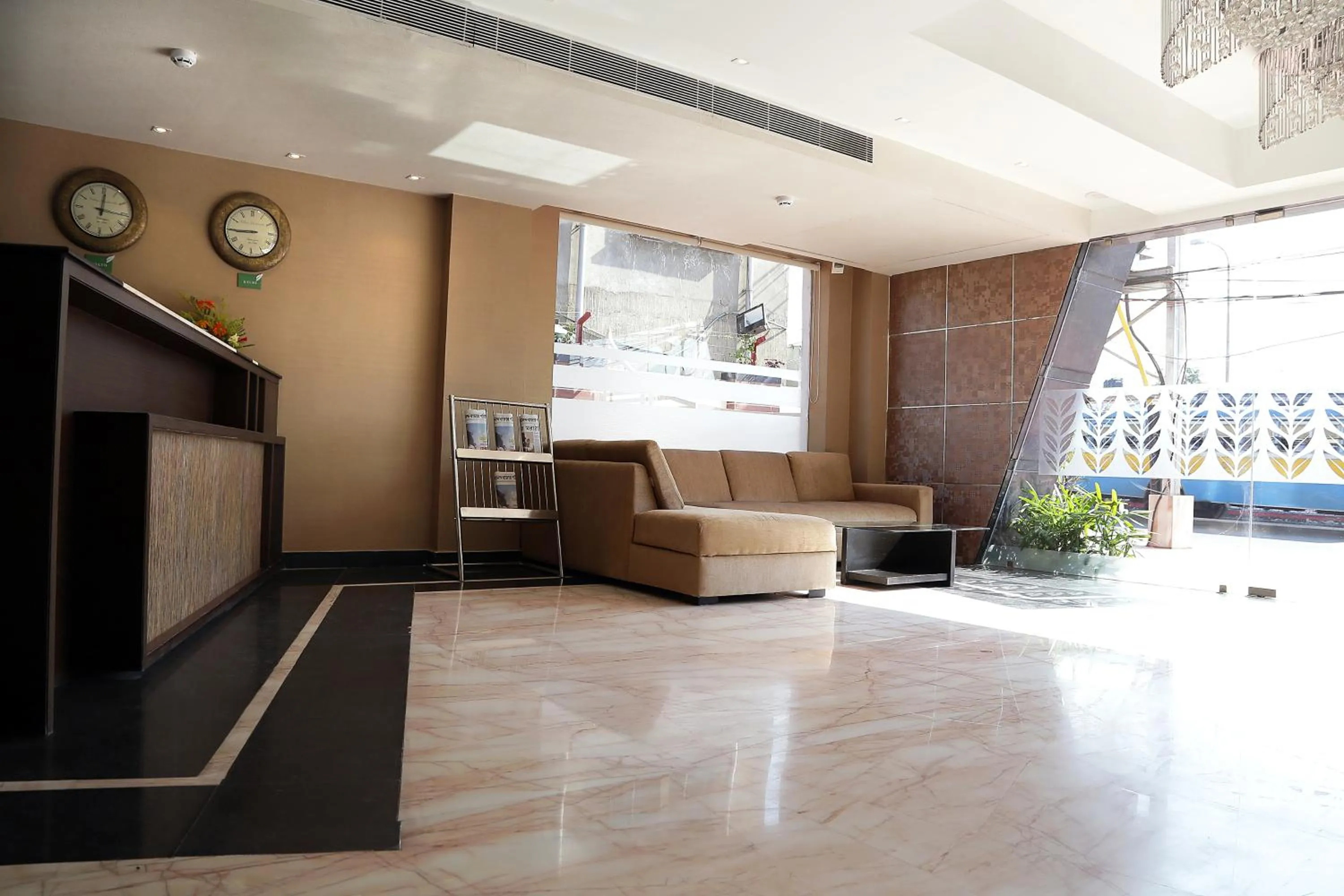 Lobby or reception in Ethnotel, Kolkata Airport