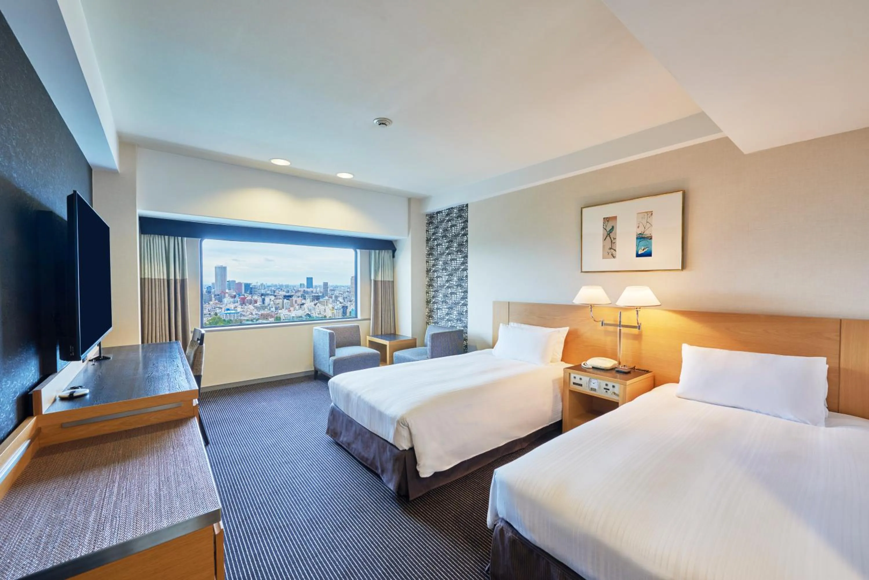 Photo of the whole room, Bed in Hotel New Otani Tokyo Garden Tower