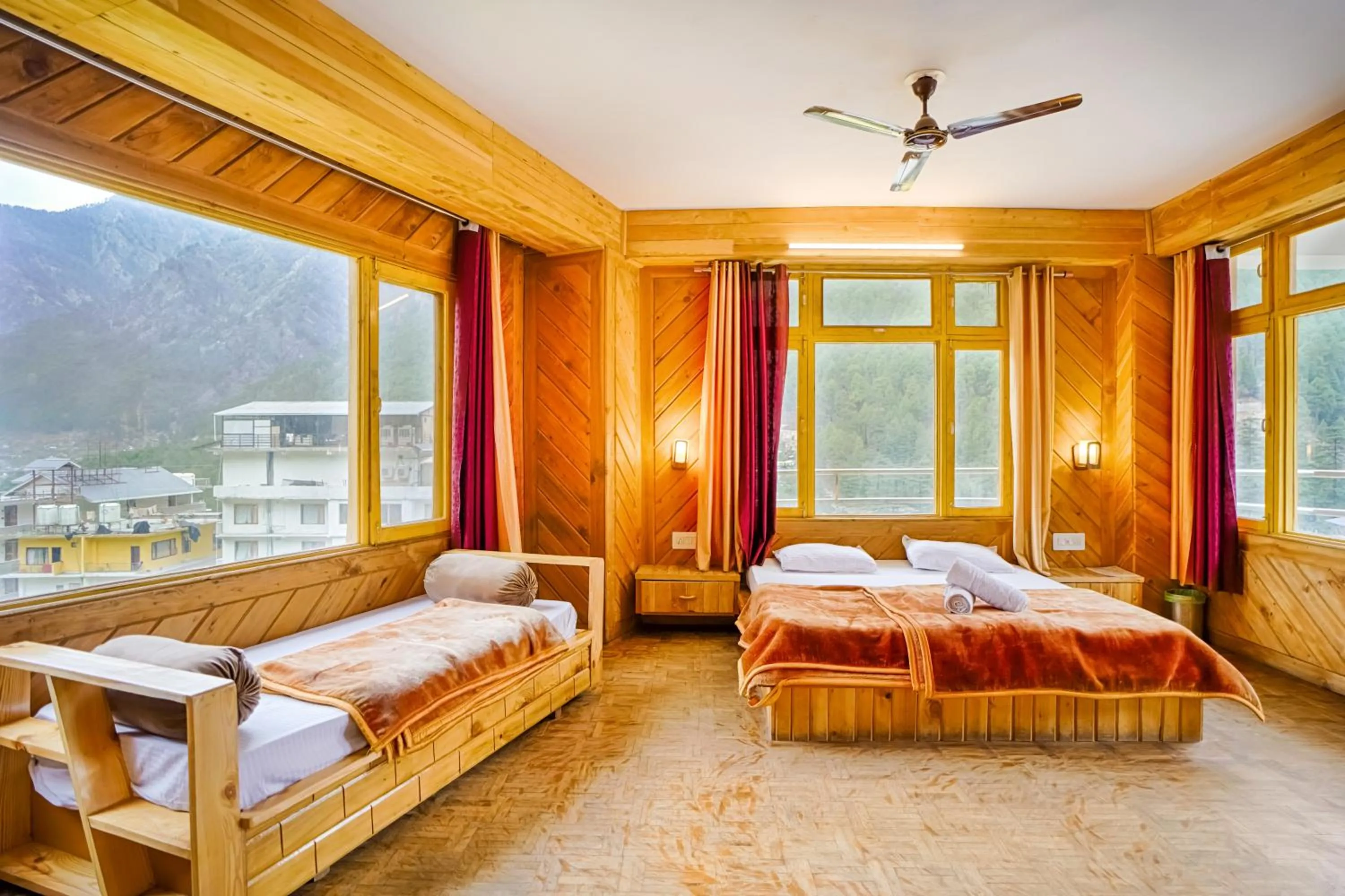 Bed in Jungle by sturmfrei Kasol