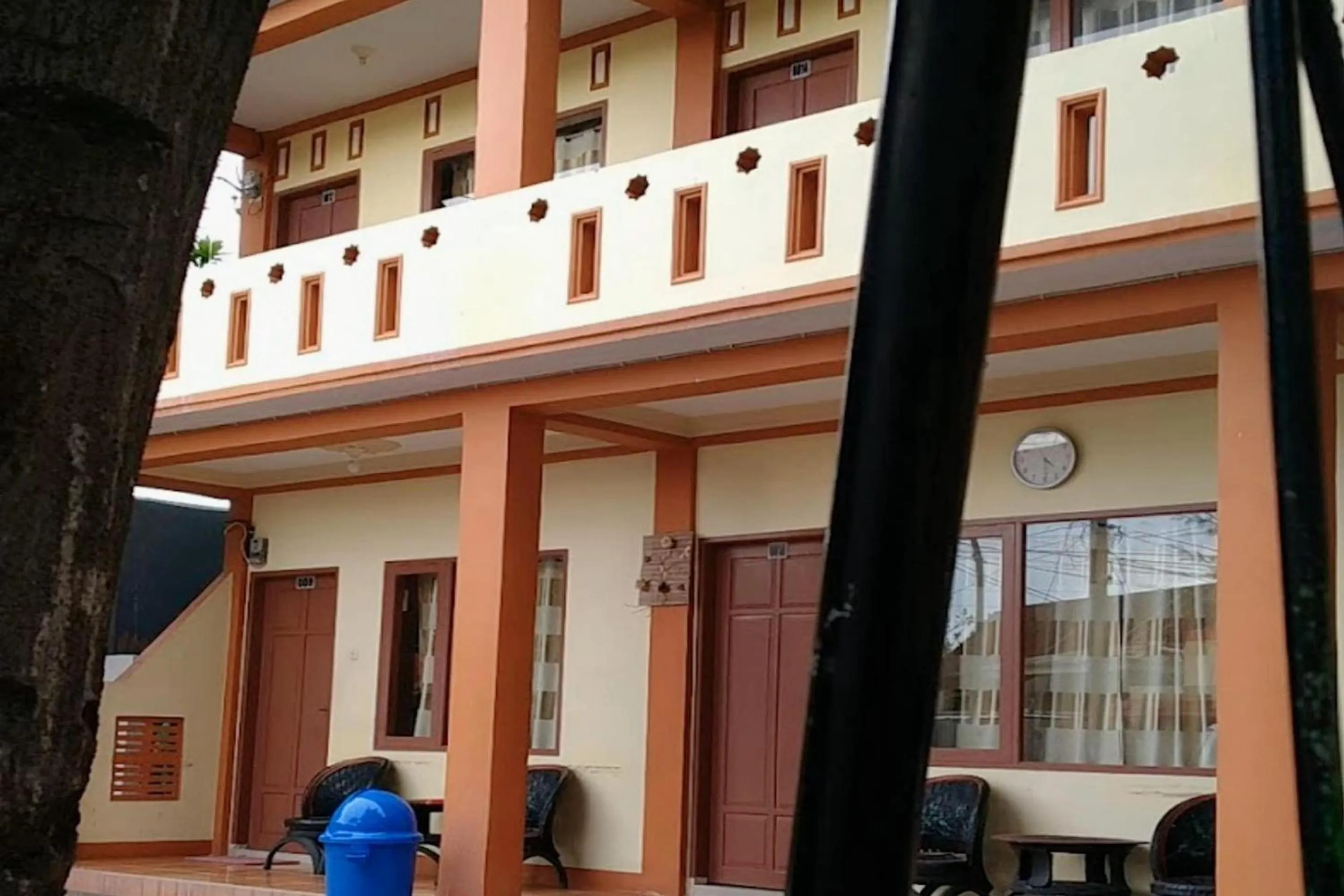 Facade/entrance in Hotel O Kost Takalar Near Polsek Mappakasunggu (Mapsu)