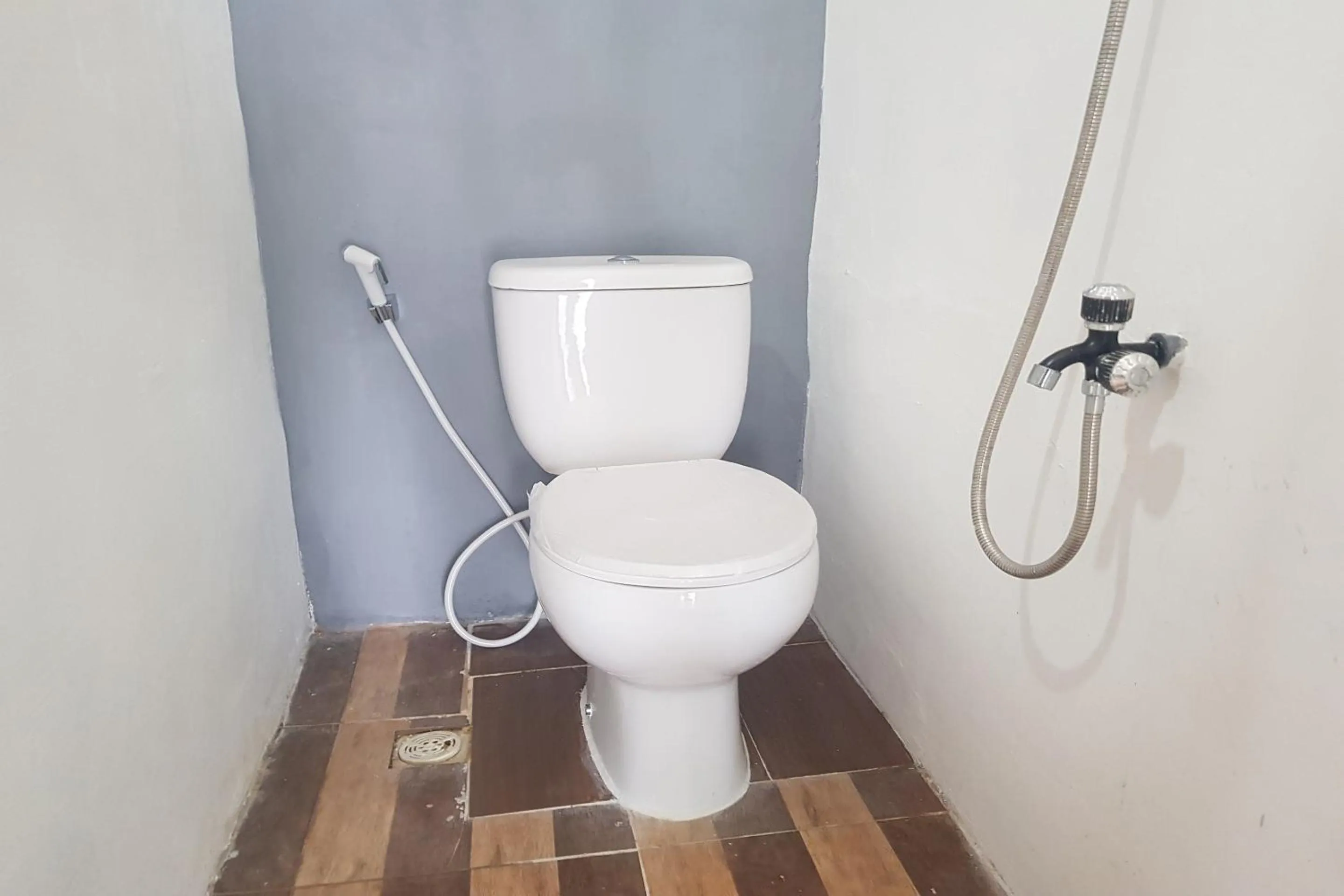 Bathroom in Hotel O Tasya Homestay