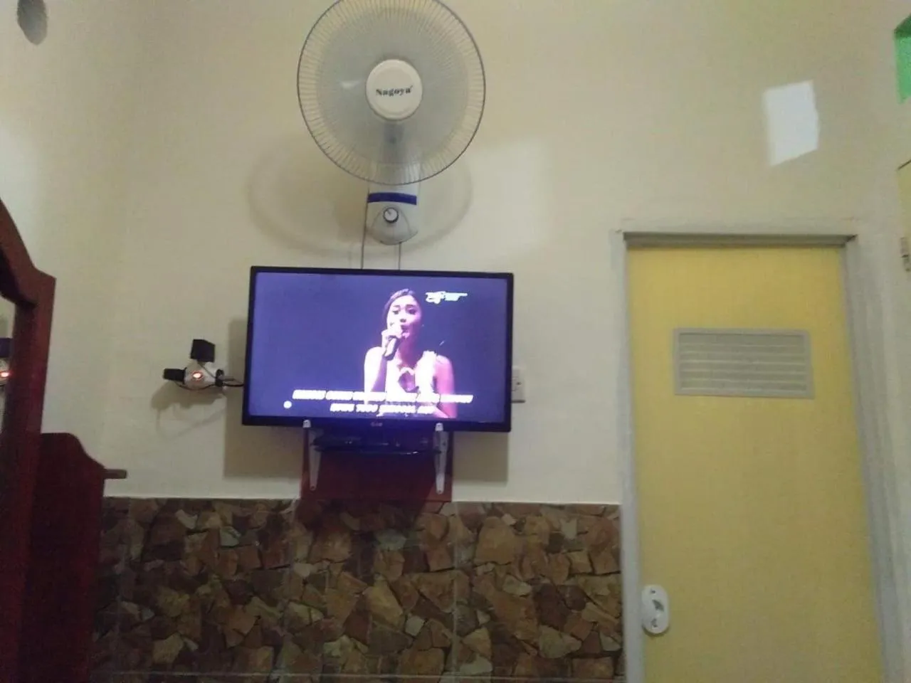 Bedroom in Hotel O Wisma Kost & Penginapan Afilia Buana Syariah