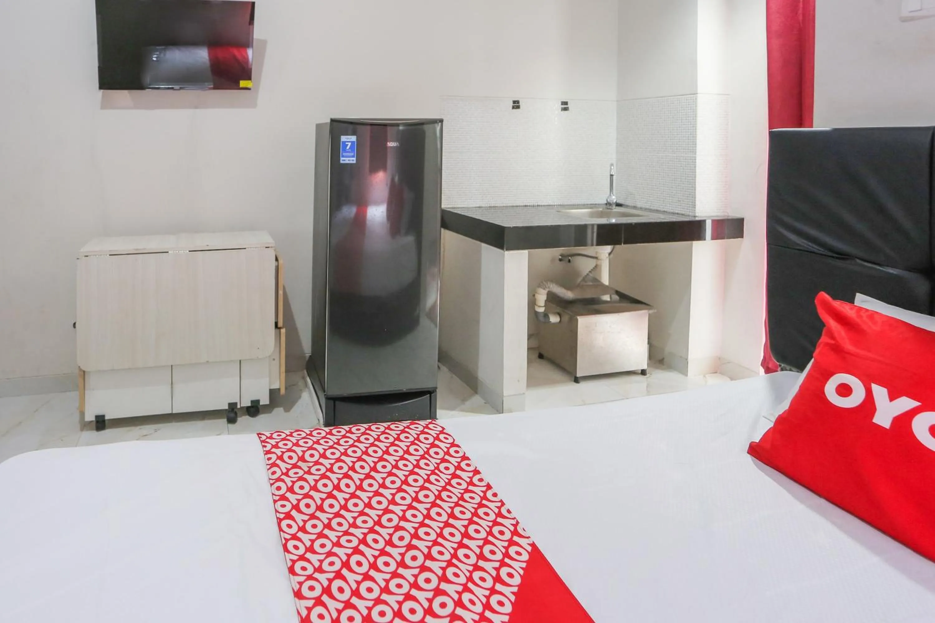 Bedroom in OYO 93948 Bunda Rachma Rooms