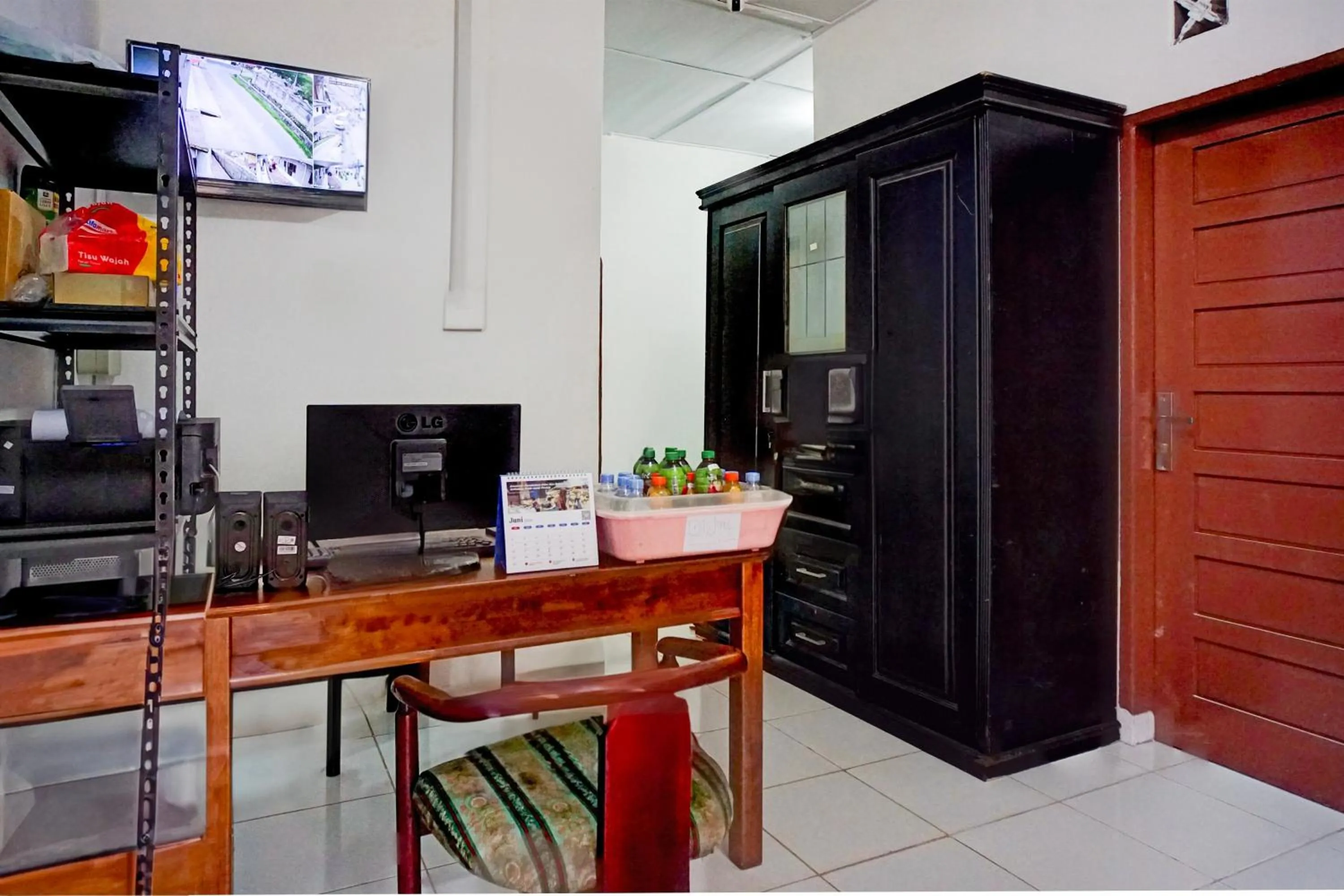 Lobby or reception in Hotel O Family Guesthouse