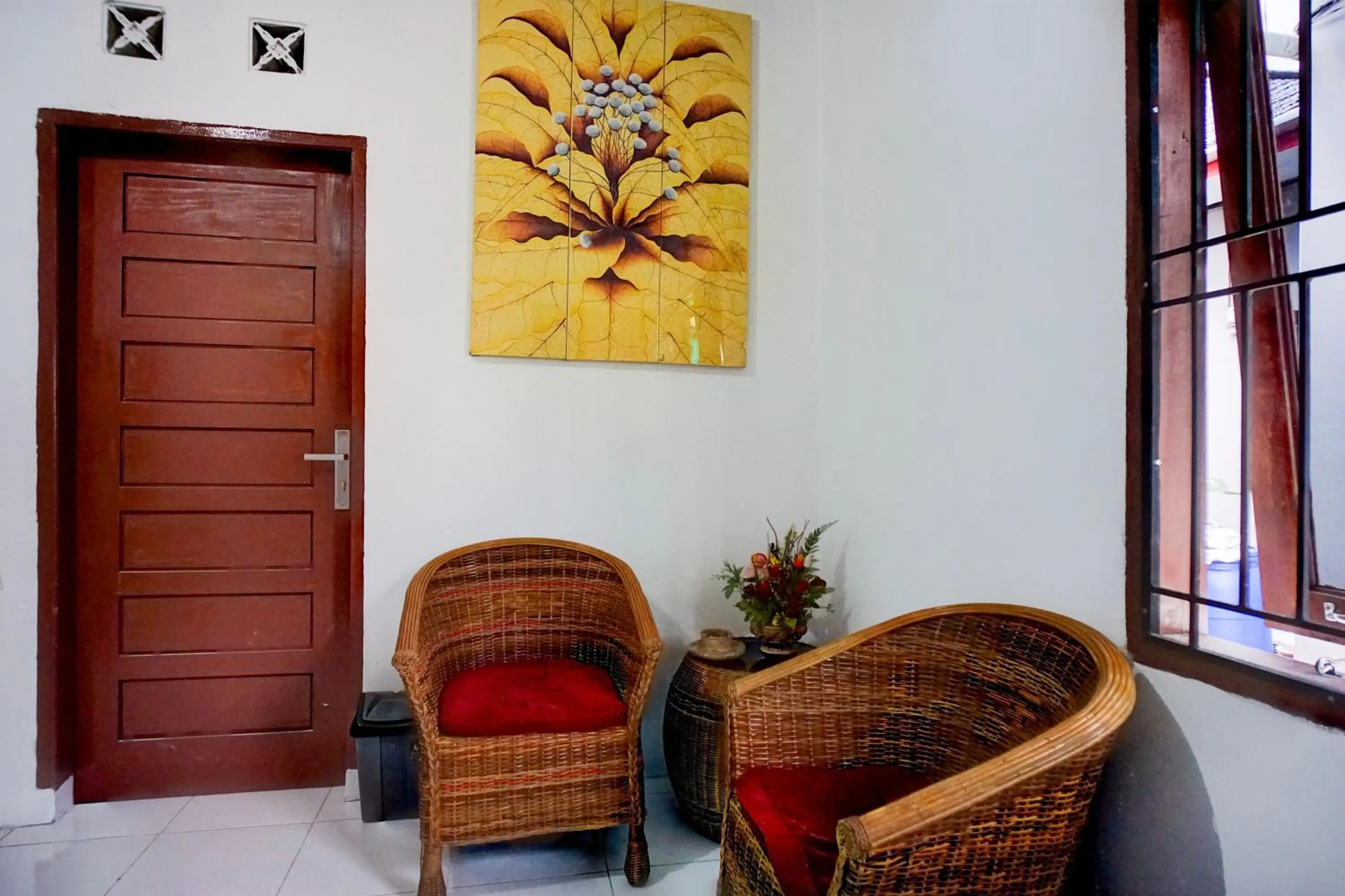 Lobby or reception in Hotel O Family Guesthouse