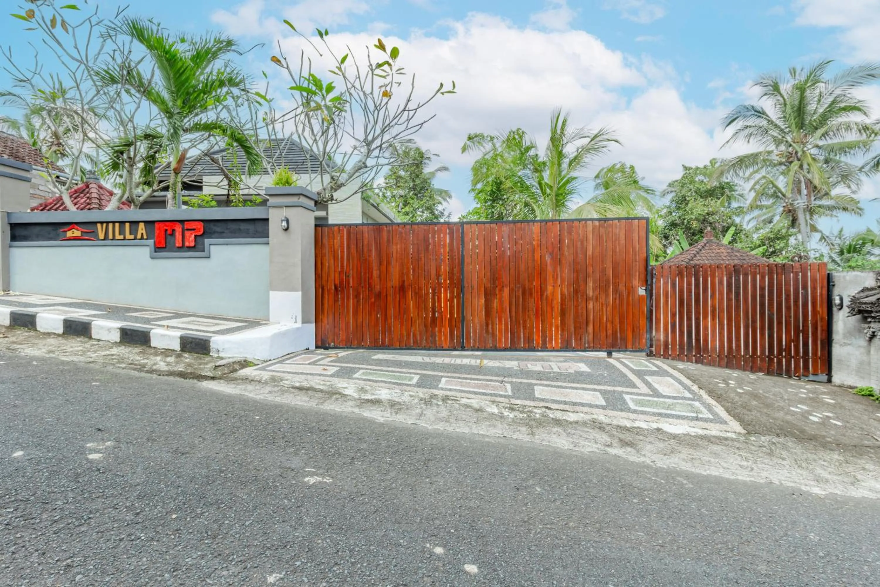 Facade/entrance in Belvilla Moksha Haven Pandawa BaliNearNirwana Garden Bali