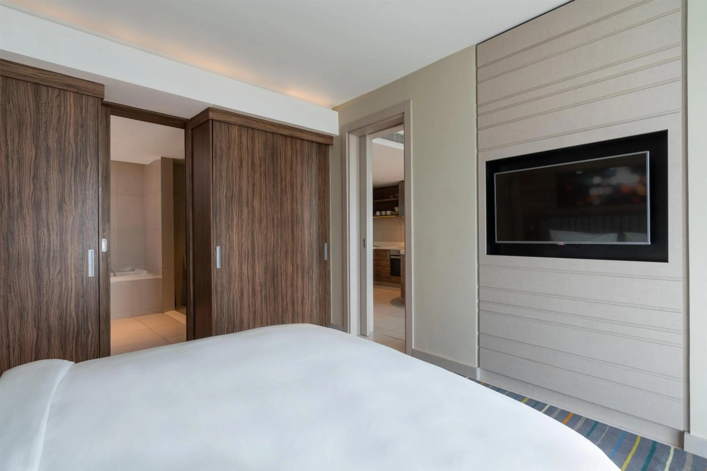 Photo of the whole room, Bed in Radisson Blu Hotel & Residence Maputo