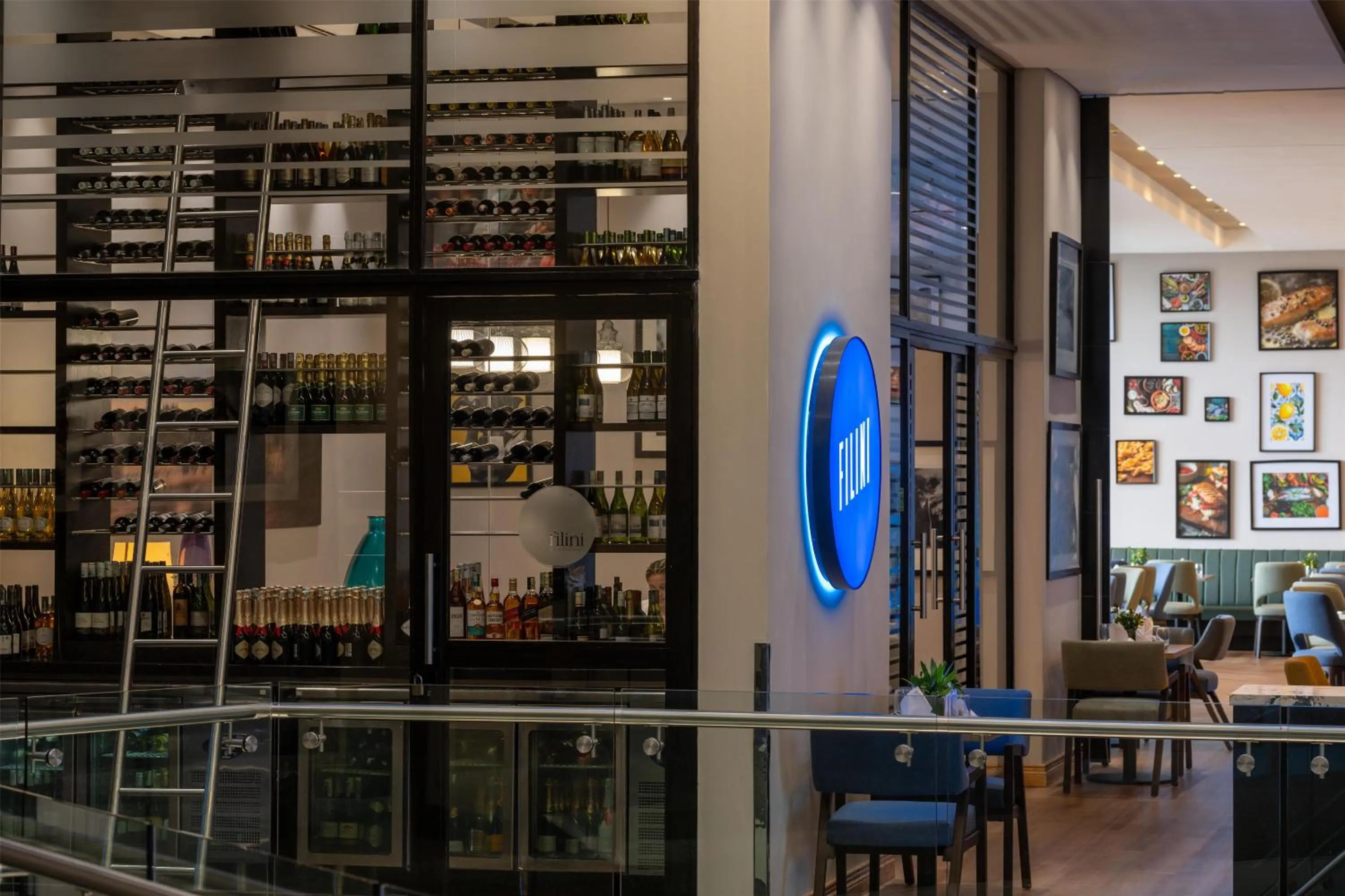 Restaurant/places to eat in Radisson Blu Hotel & Residence Maputo