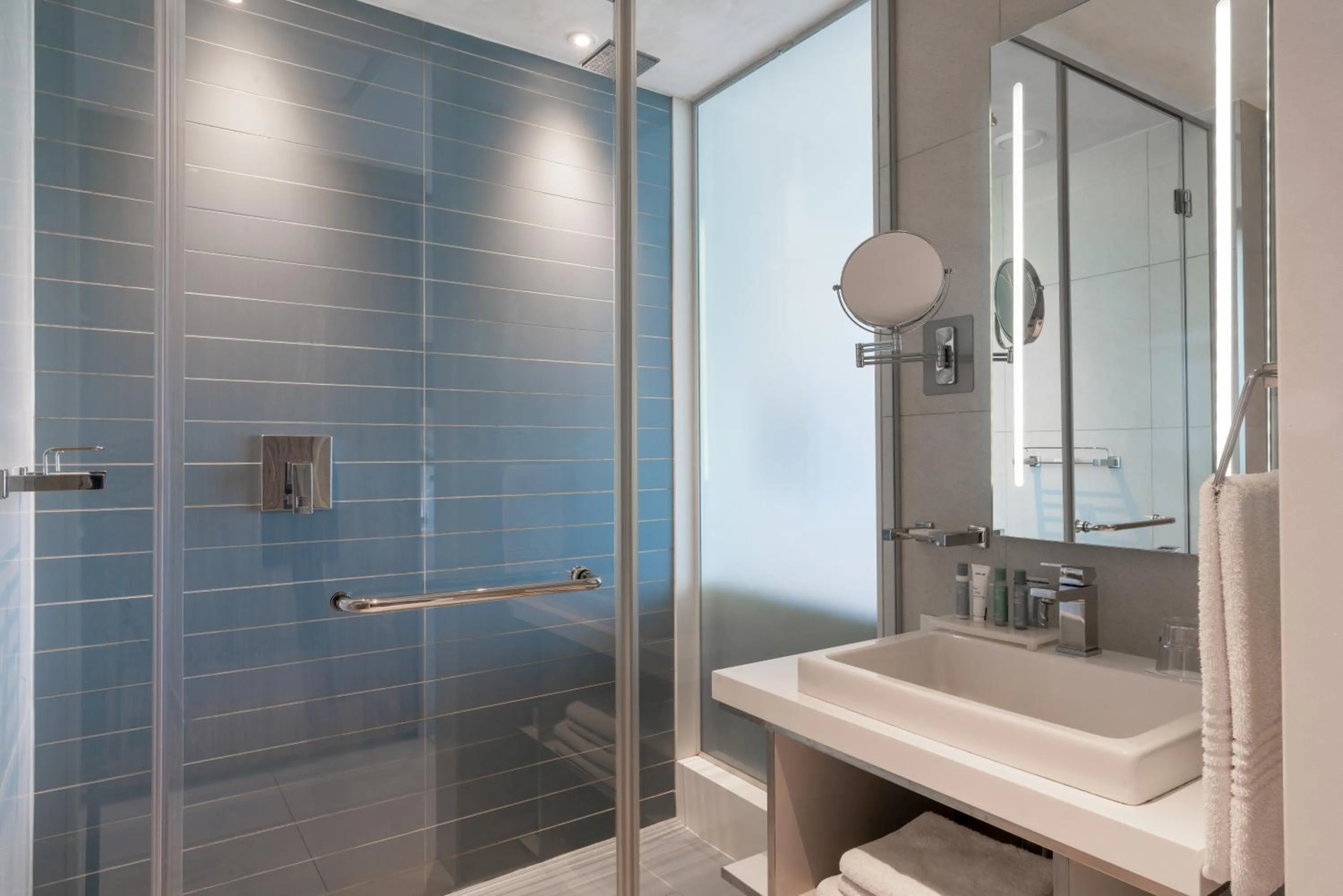 Bathroom in Radisson Blu Hotel & Residence Maputo