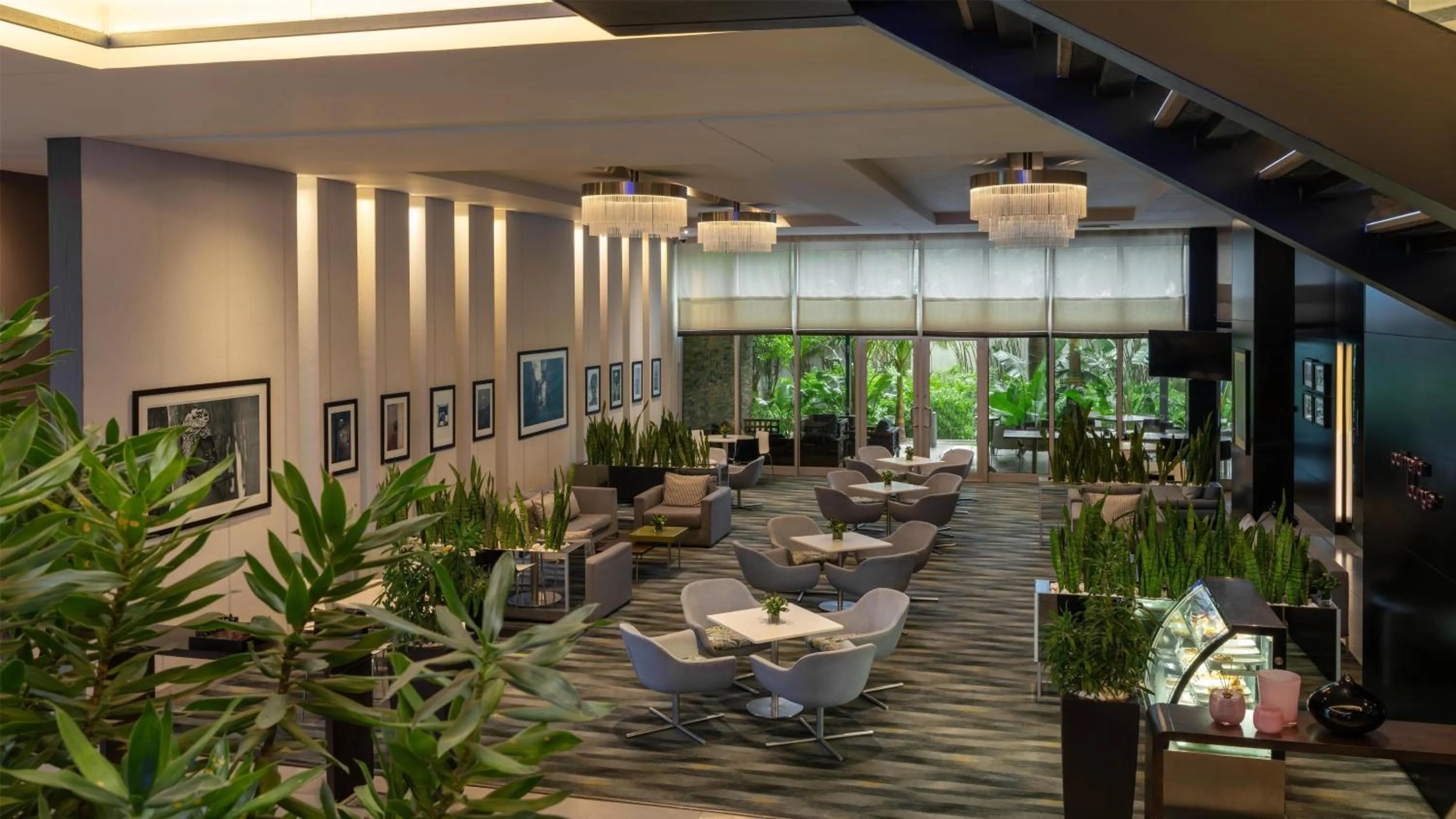 Lounge or bar in Radisson Blu Hotel & Residence Maputo