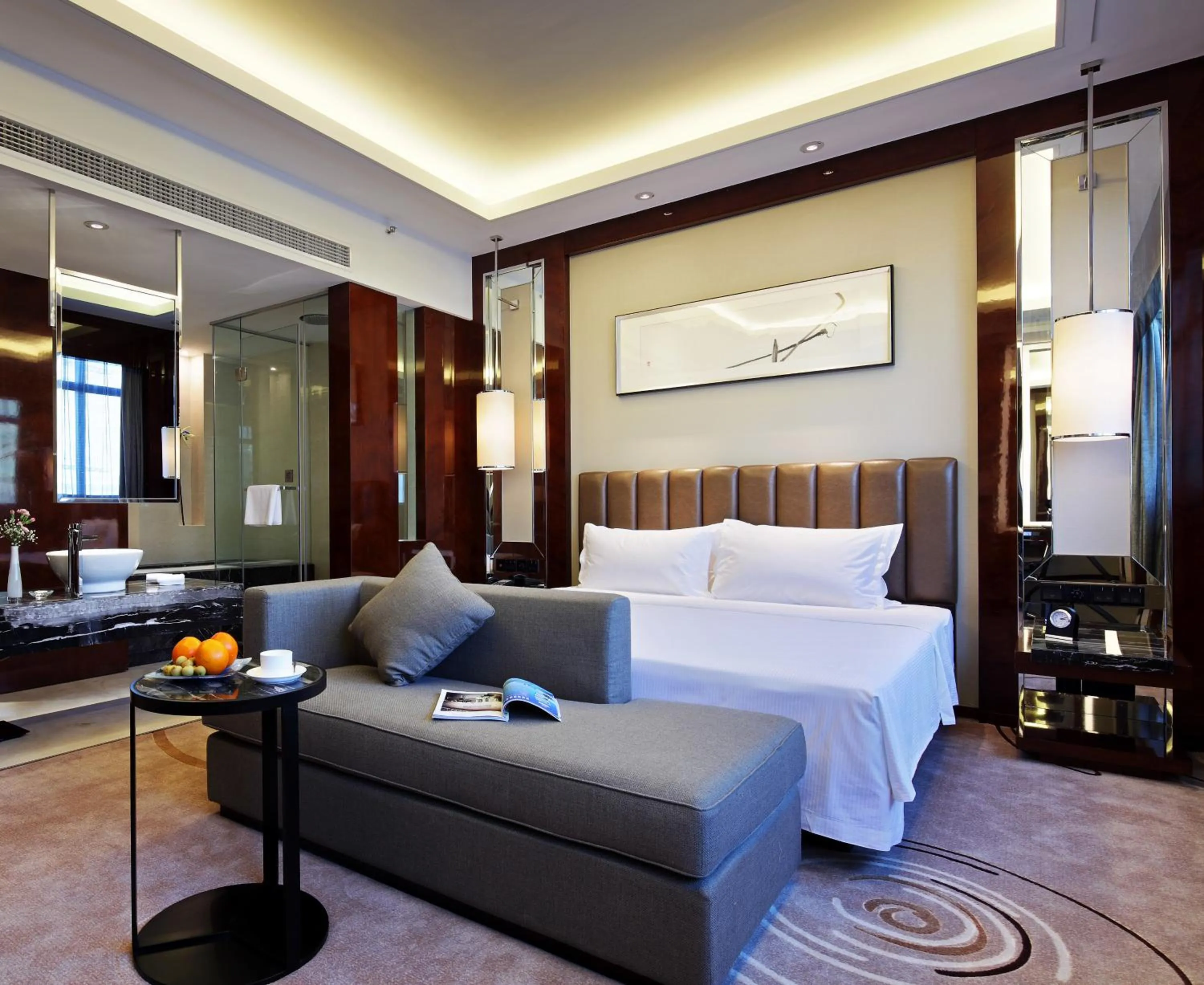 Photo of the whole room, Bed in Ramada Changzhou North Hotel