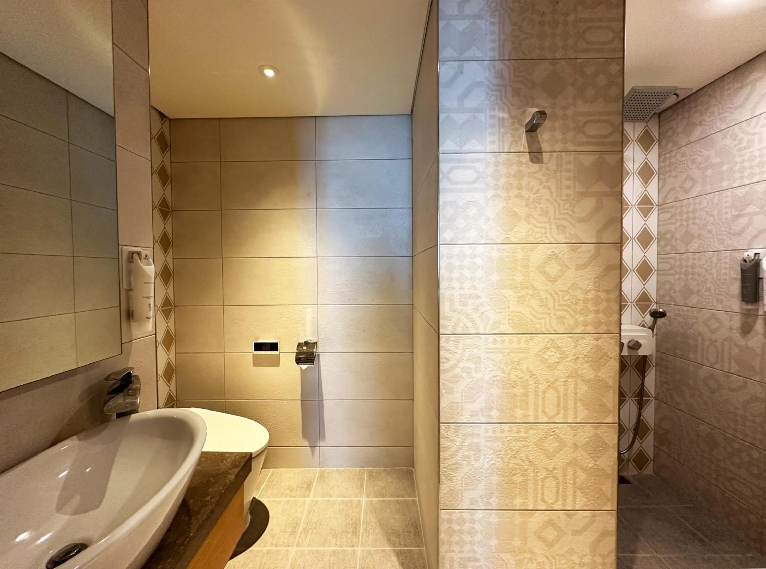 Crown Harbor Hotel Busan