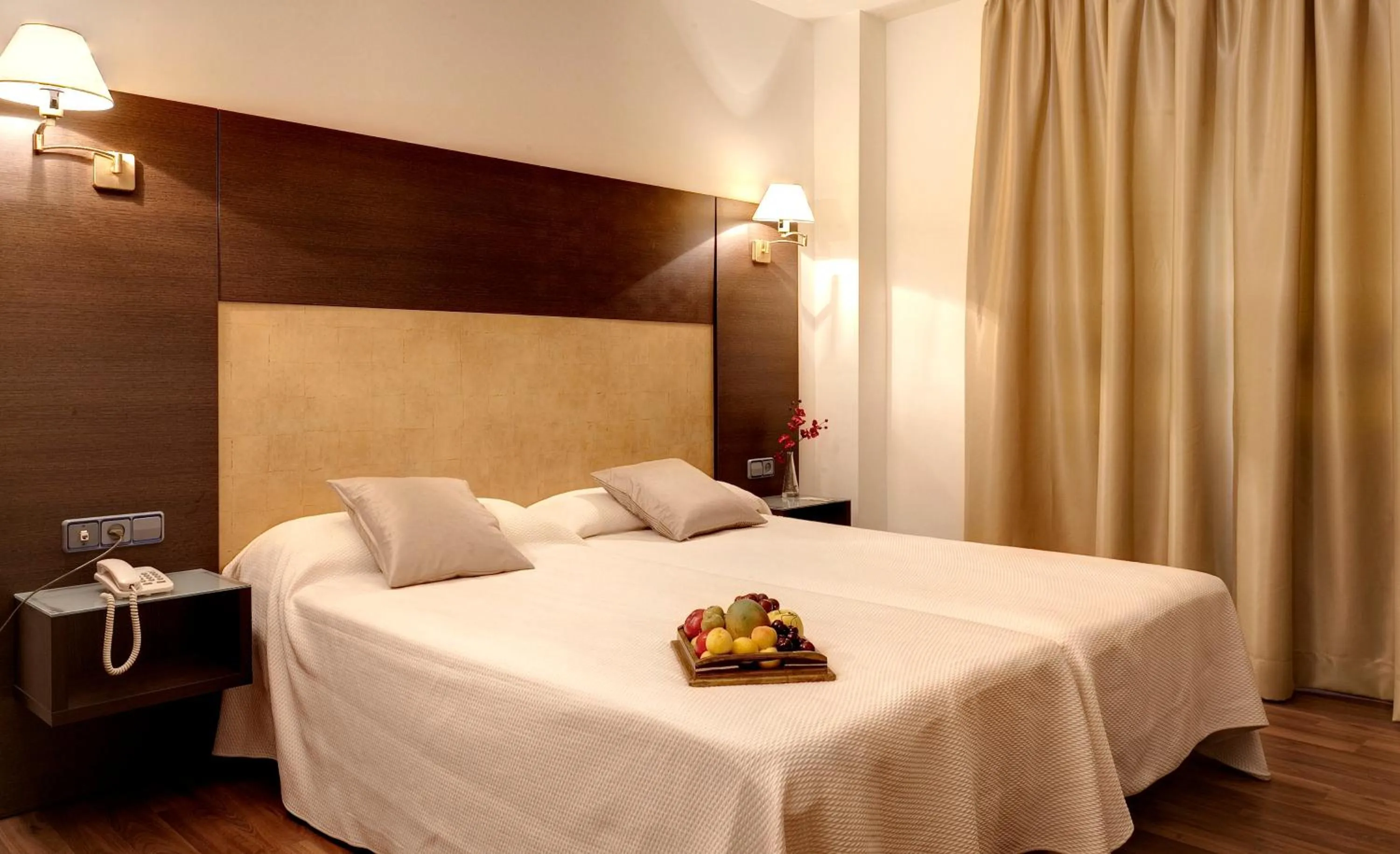 Bed in Hotel Madrid Torrejon Plaza