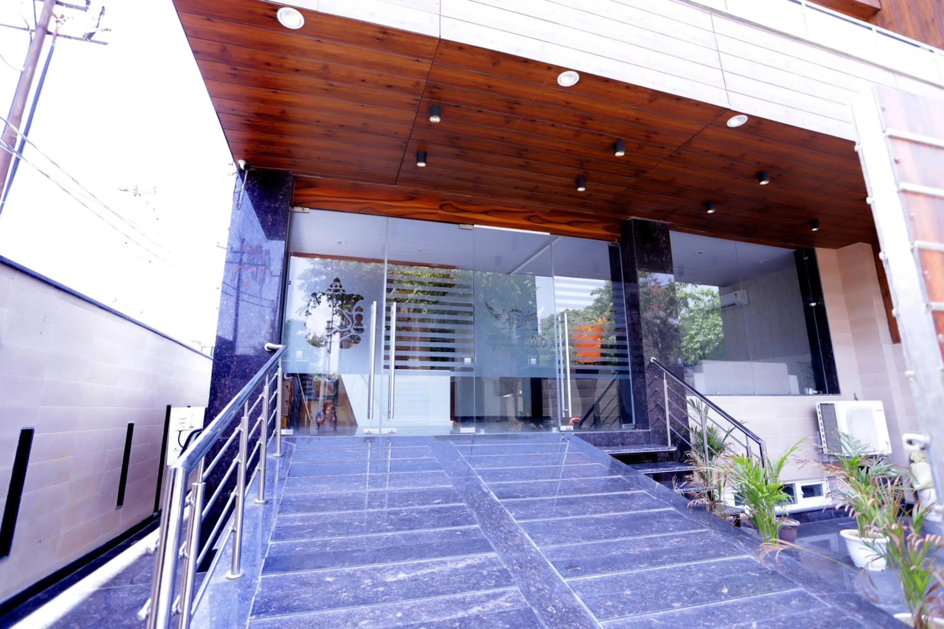 Property building in THE ROYAL VILLA - Noida Sector 70