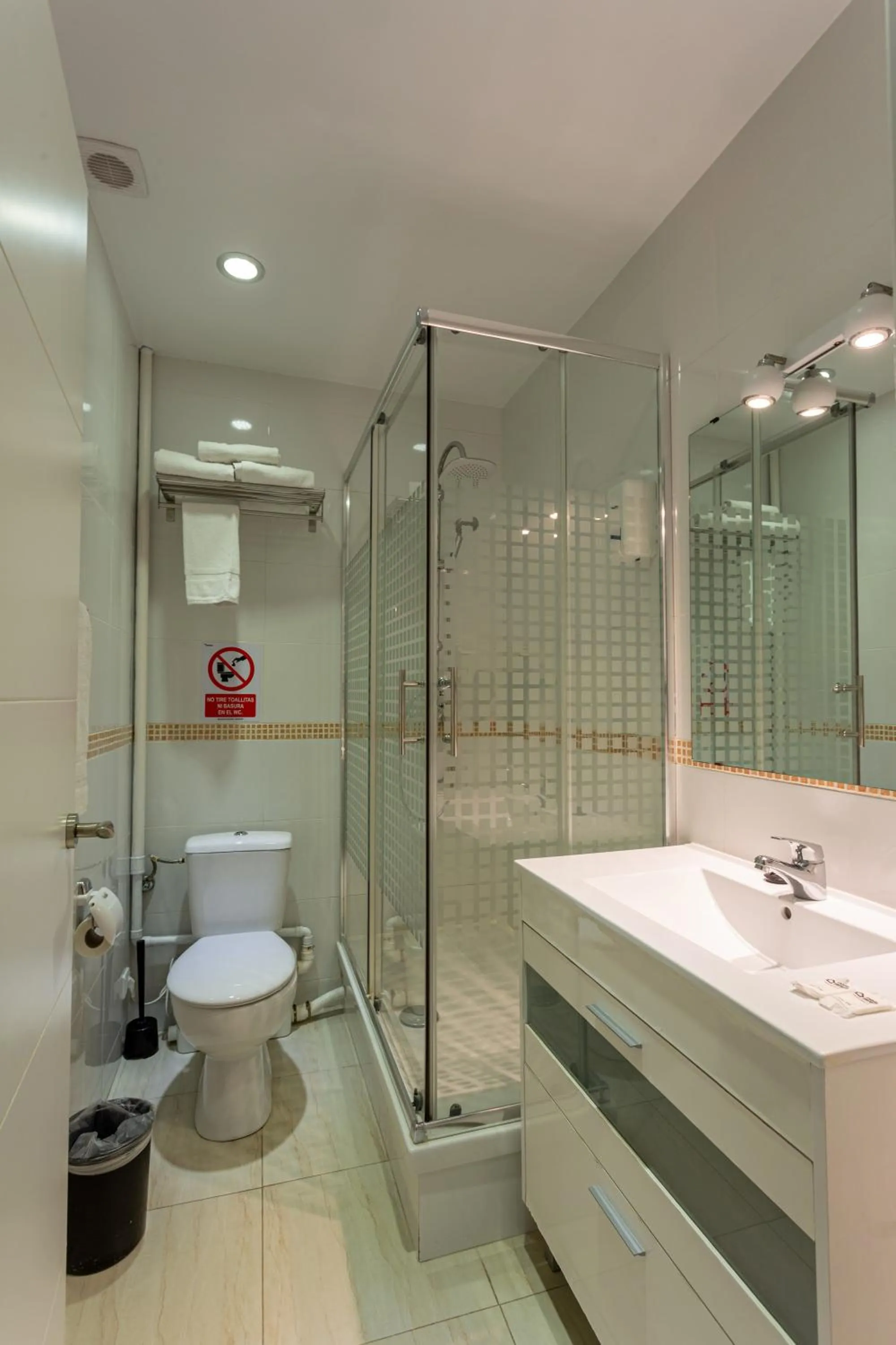 Bathroom in Casual Blue