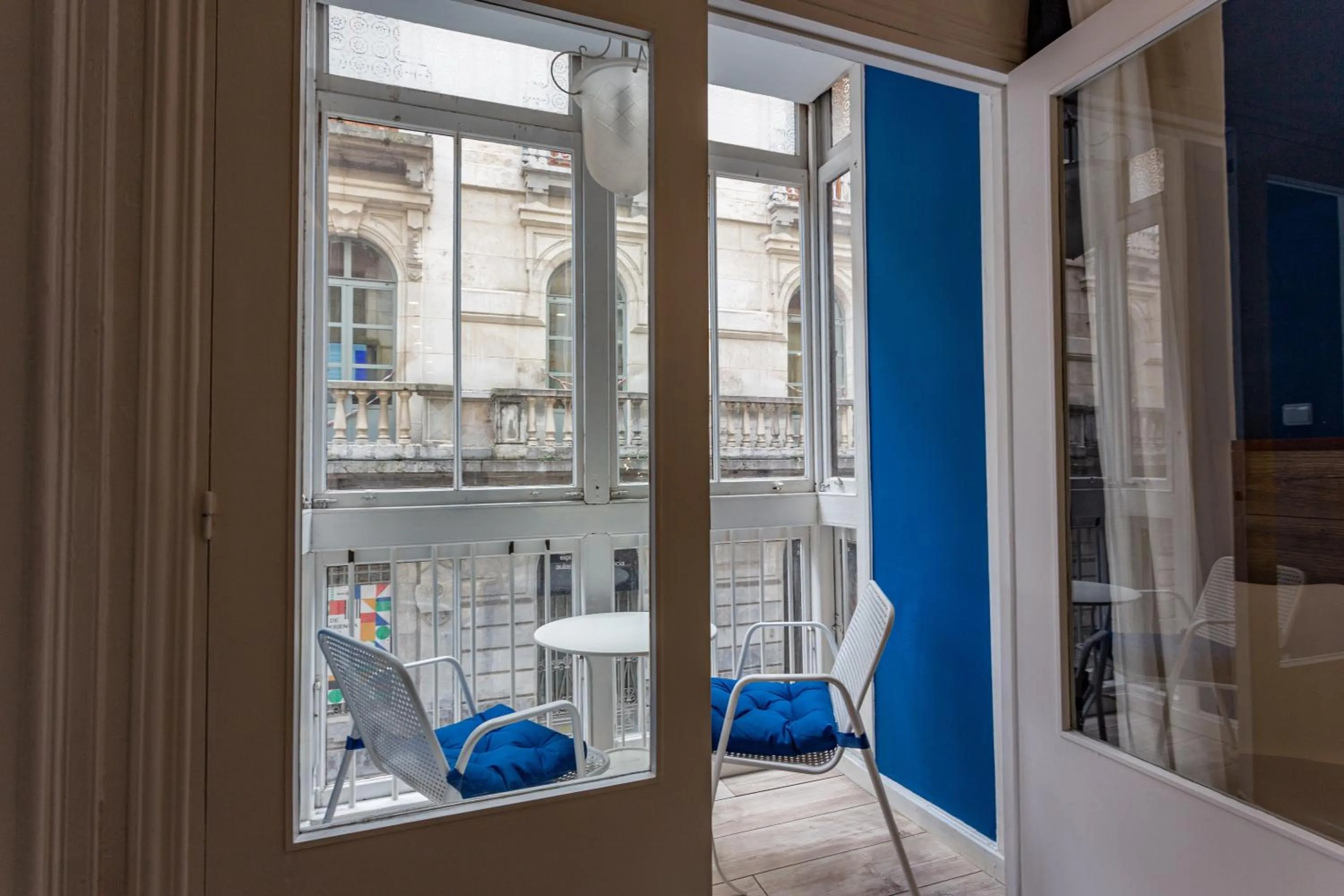 Balcony/Terrace in Casual Blue