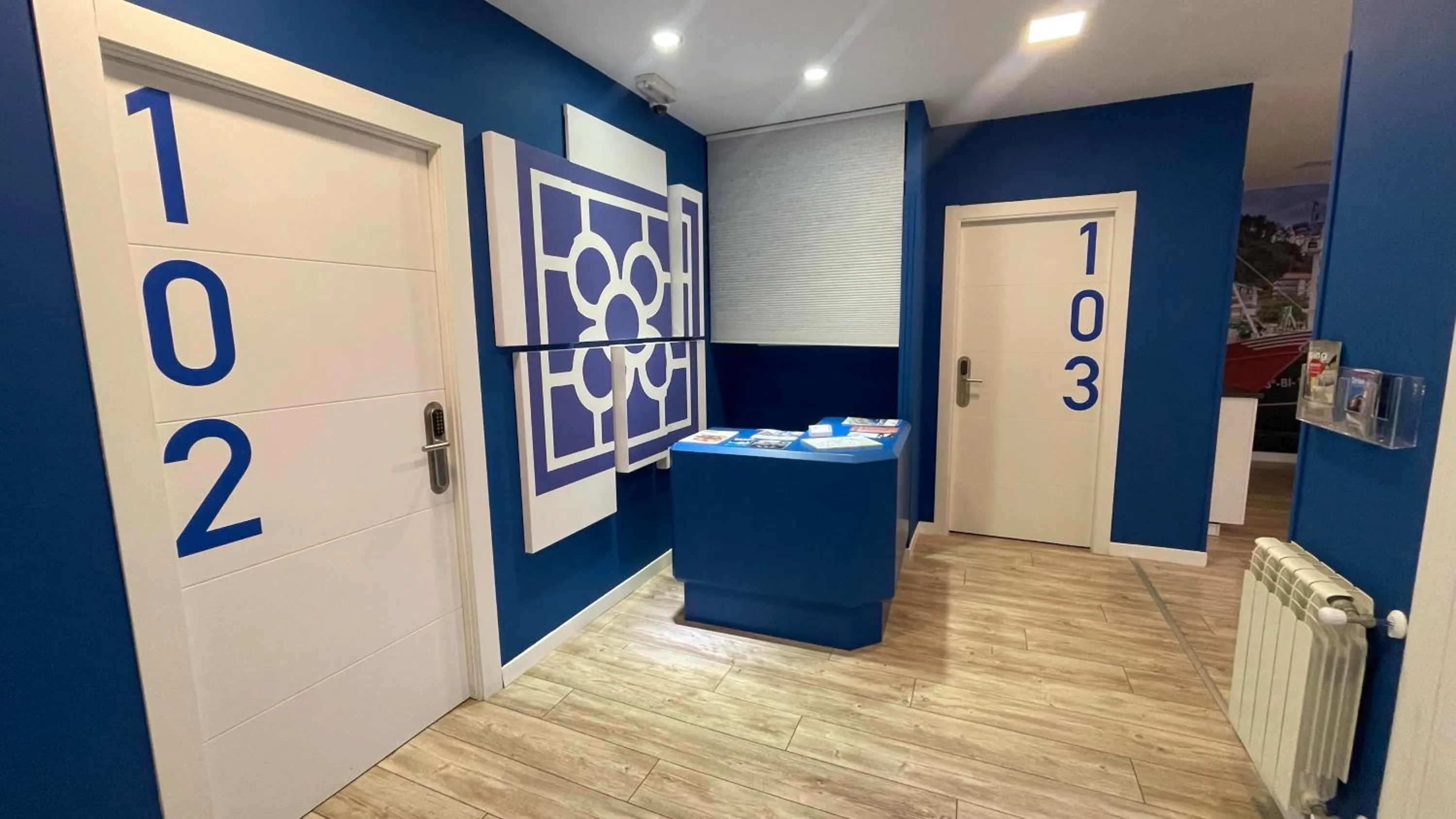 Lobby or reception in Casual Blue