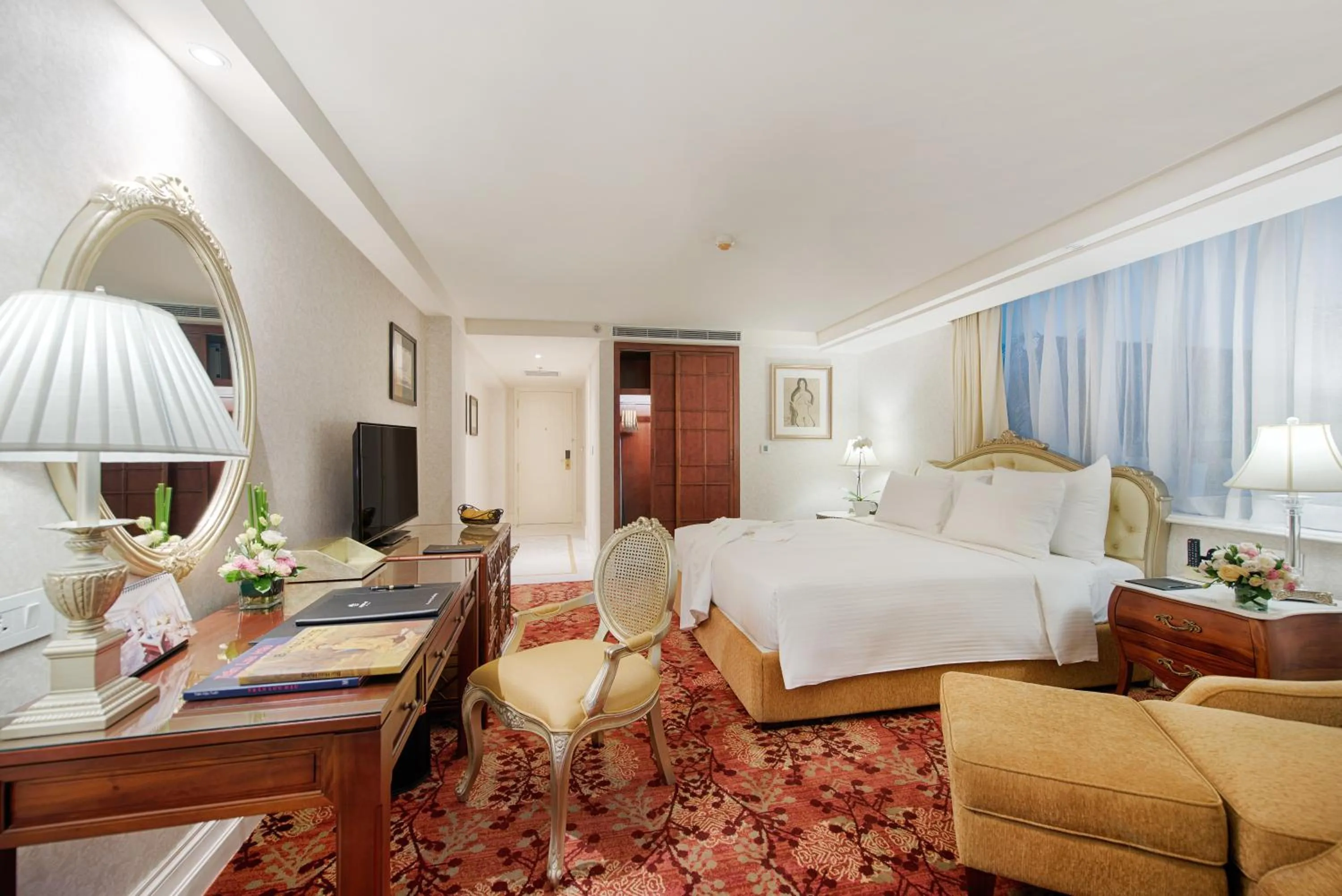 Bedroom, Bed in Apricot Hotel