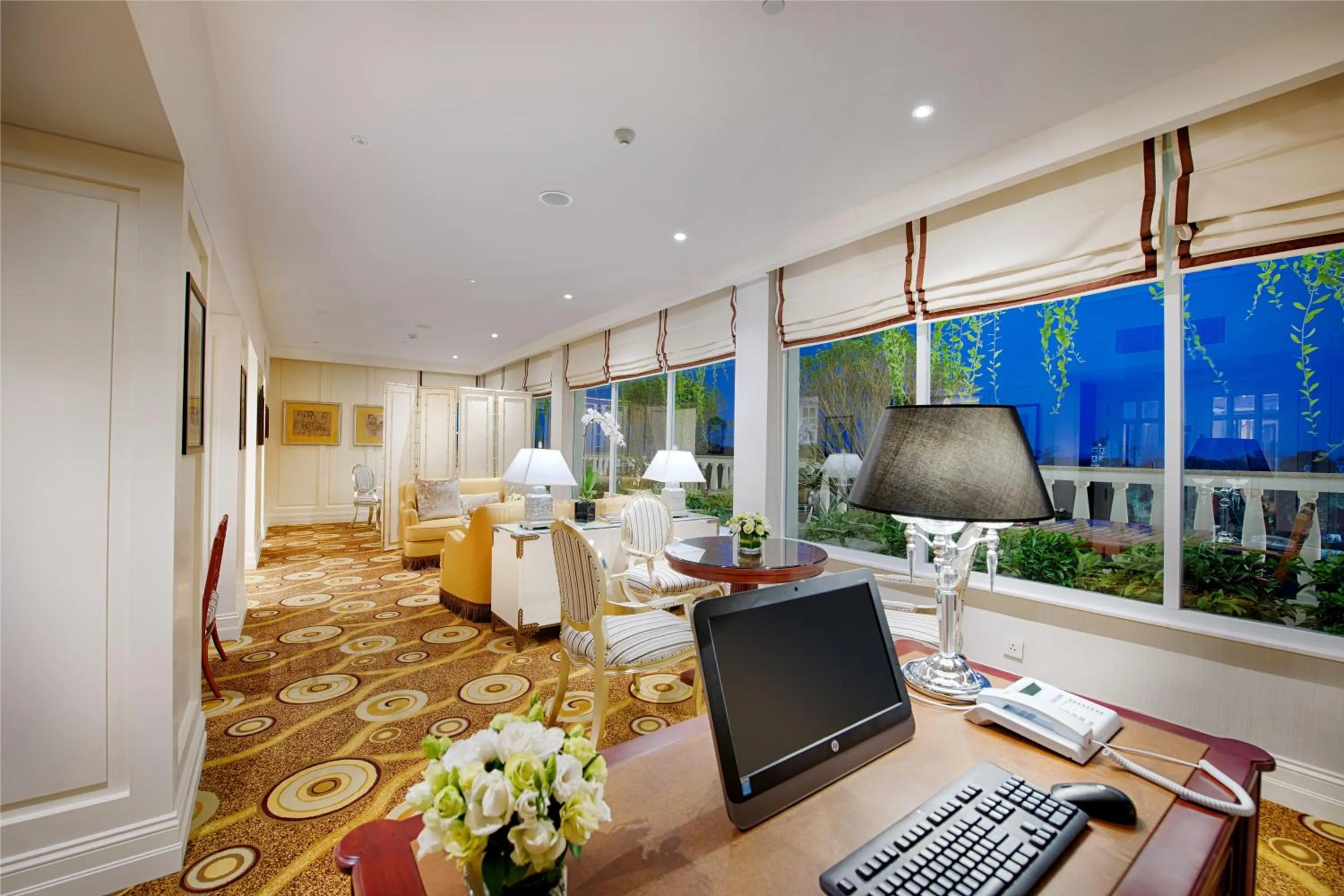 Library in Apricot Hotel