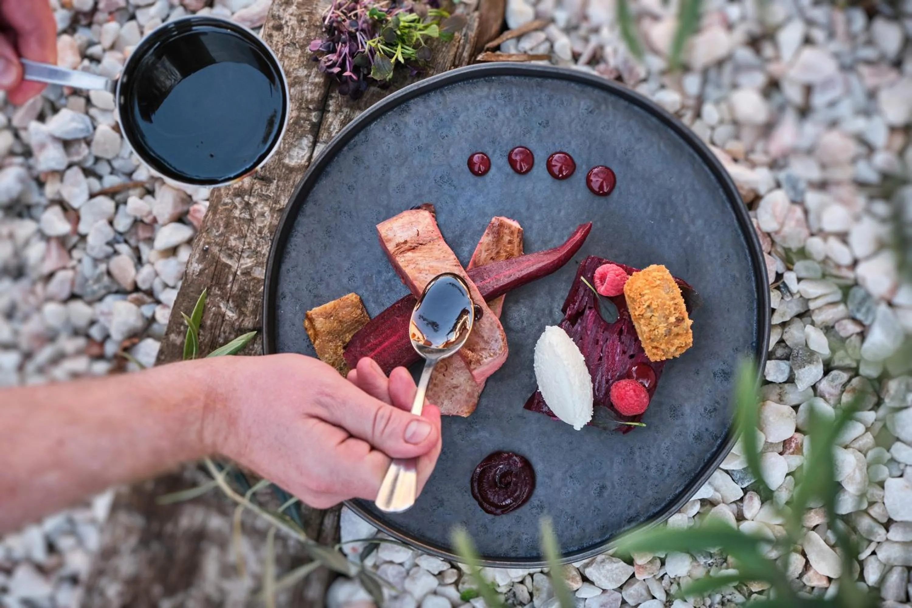 Food and drinks in Llanerch Vineyard Hotel