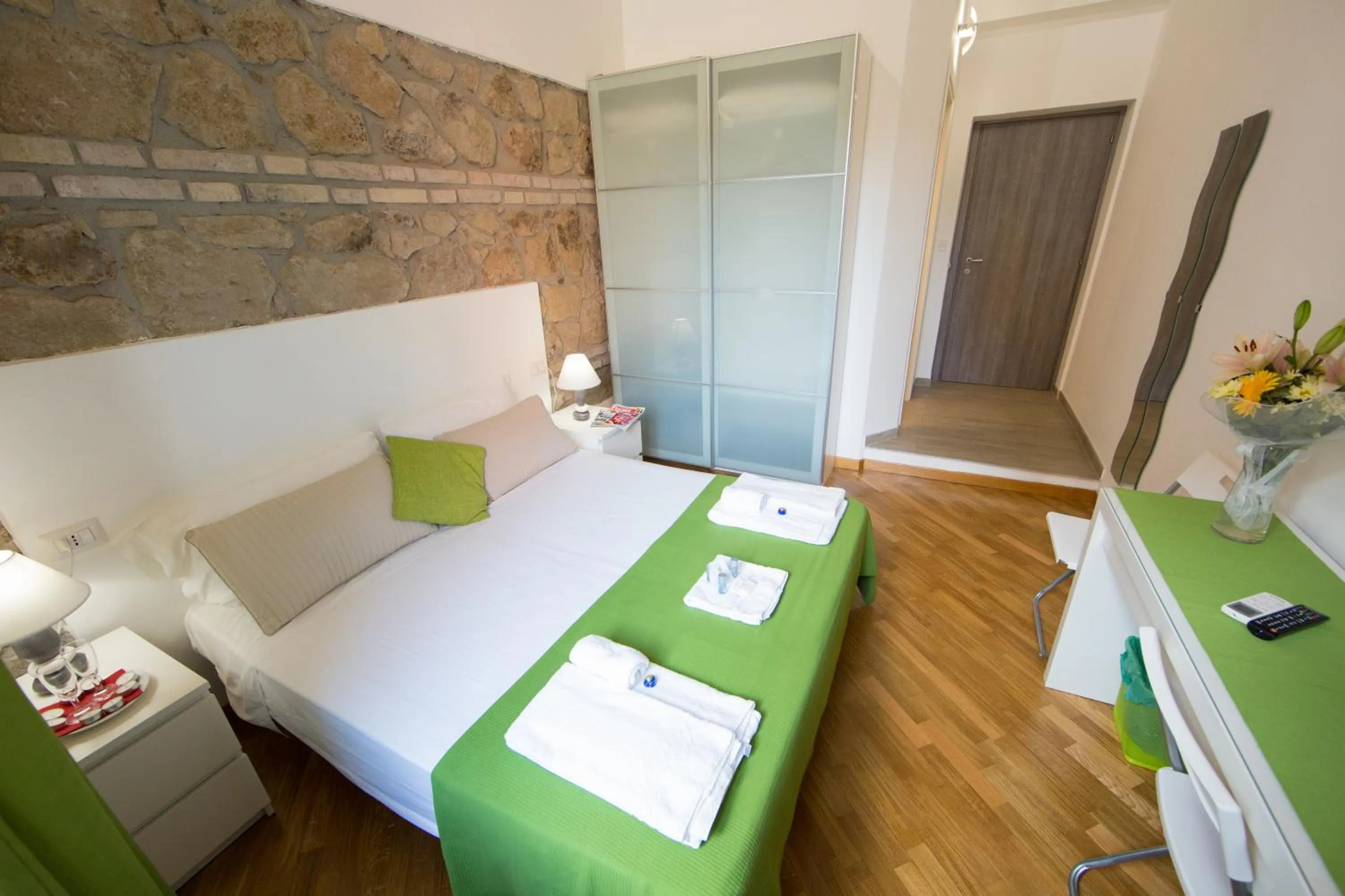 Photo of the whole room, Bed in The Great Beauty