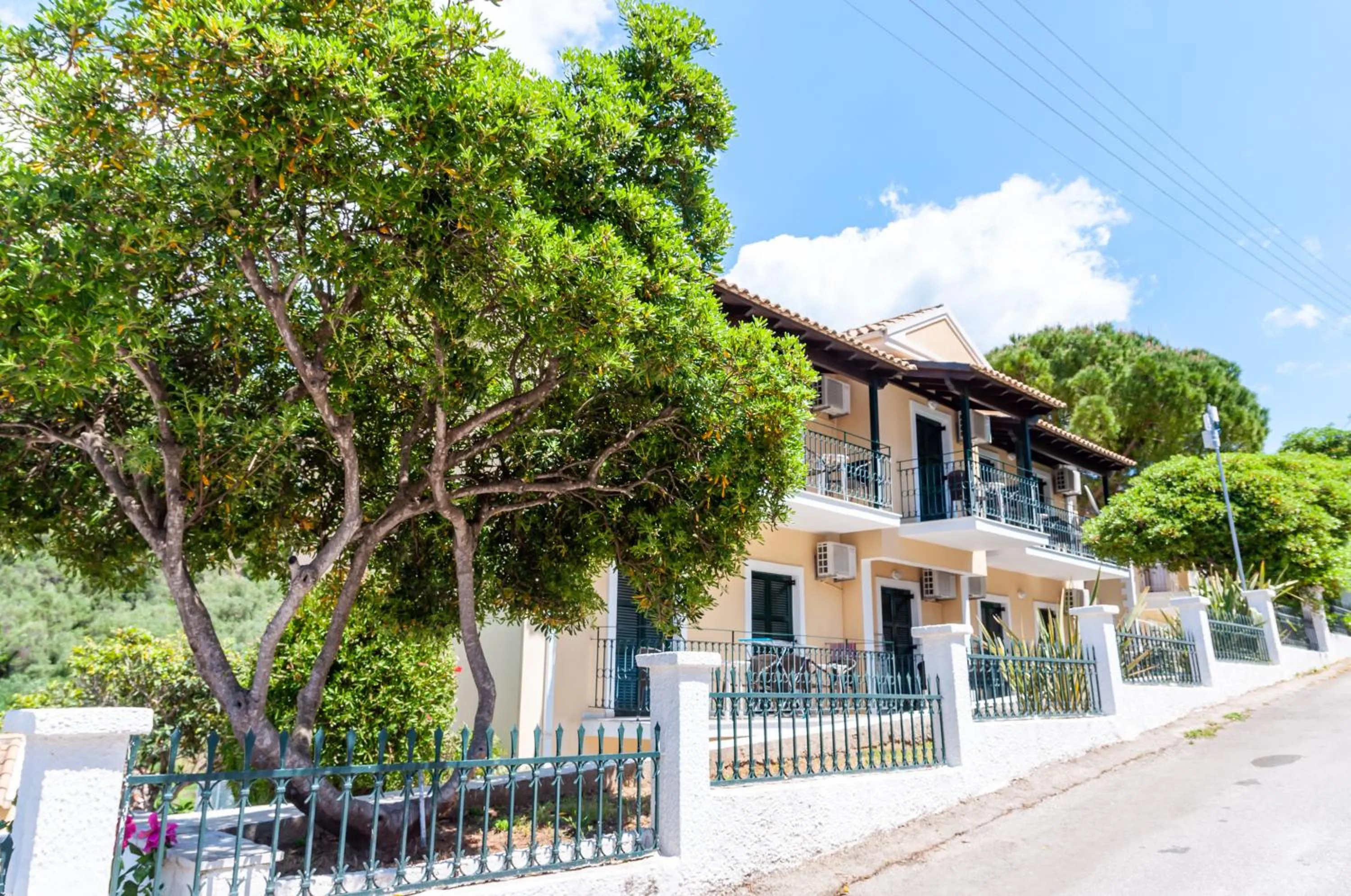 Property building in Apart Hotel Blumarin