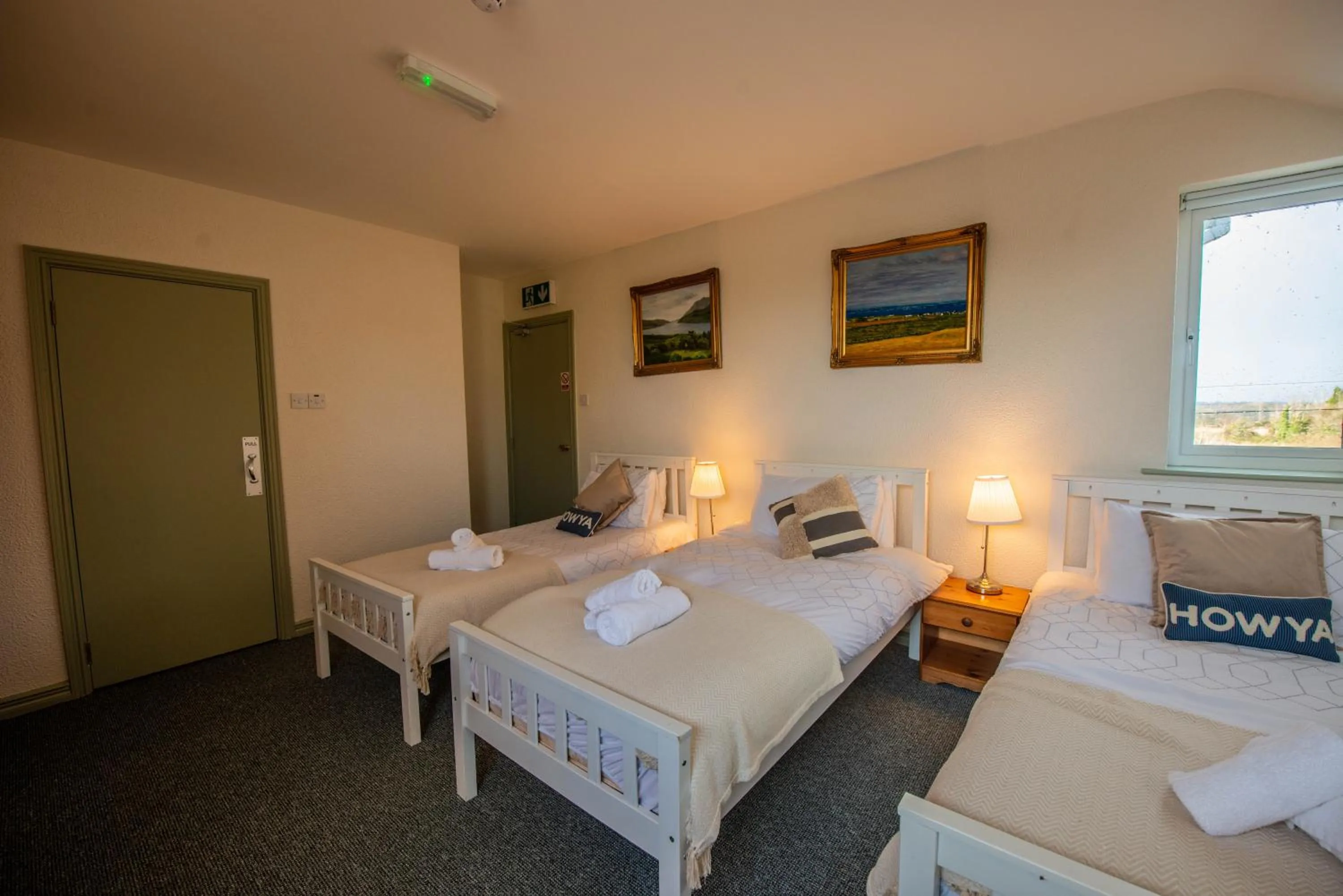 Bed in Greenfield Lodge Hotel Bar & Bistro