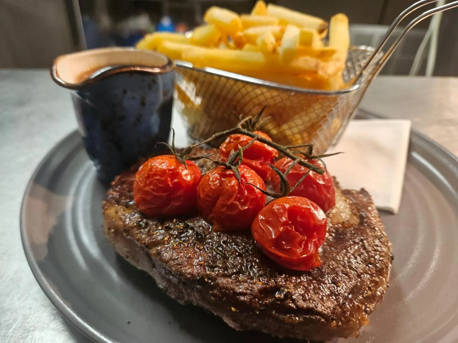 Restaurant/places to eat in Greenfield Lodge Hotel Bar & Bistro