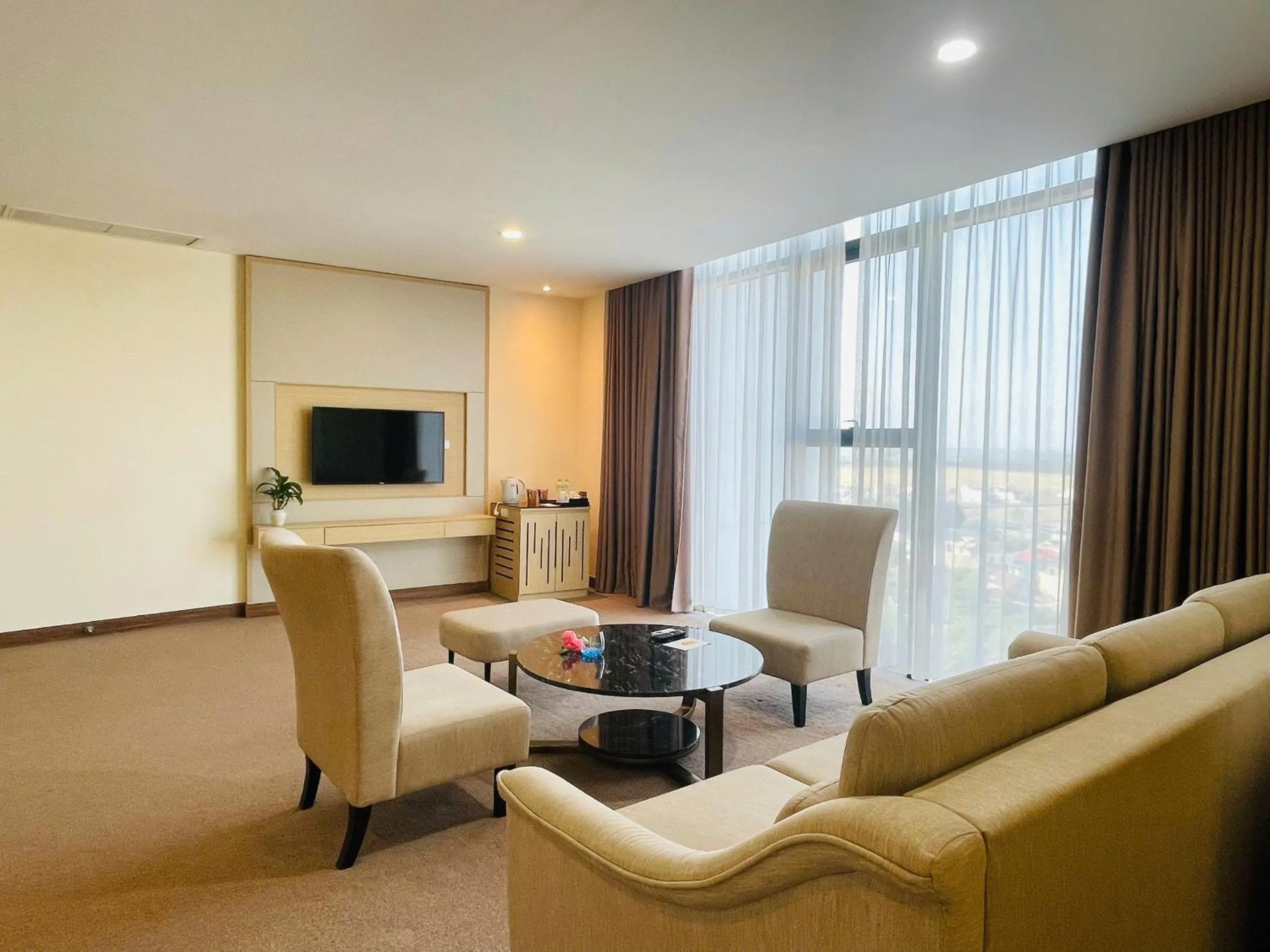 Living room in Muong Thanh Grand Quang Tri Hotel