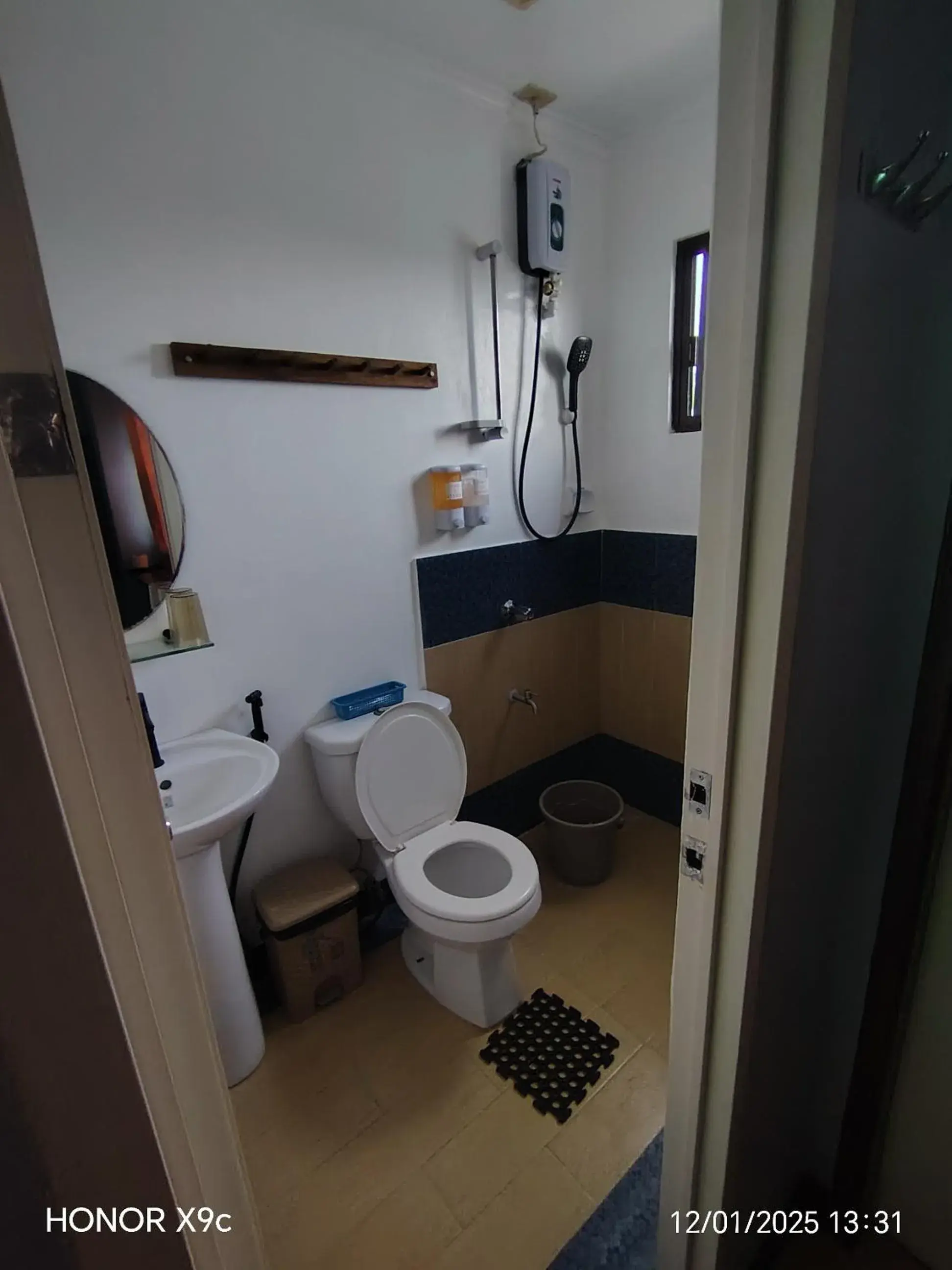 Family Room with Balcony in Joaquinn's Bed and Breakfast Family Room with Balcony in Joaquinn's Bed and Breakfast