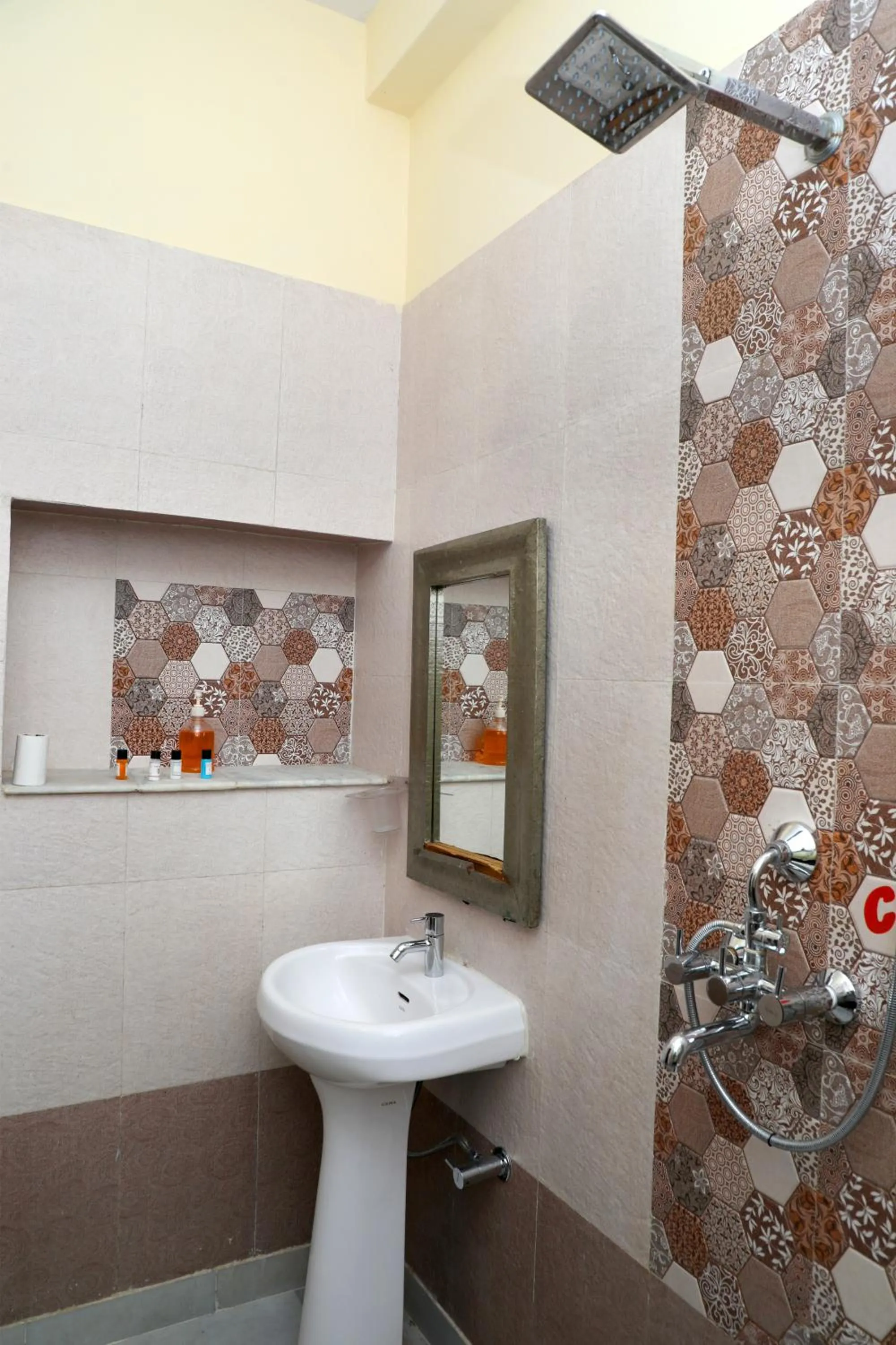 Bathroom in Jodhpur Heritage Haveli Guest House